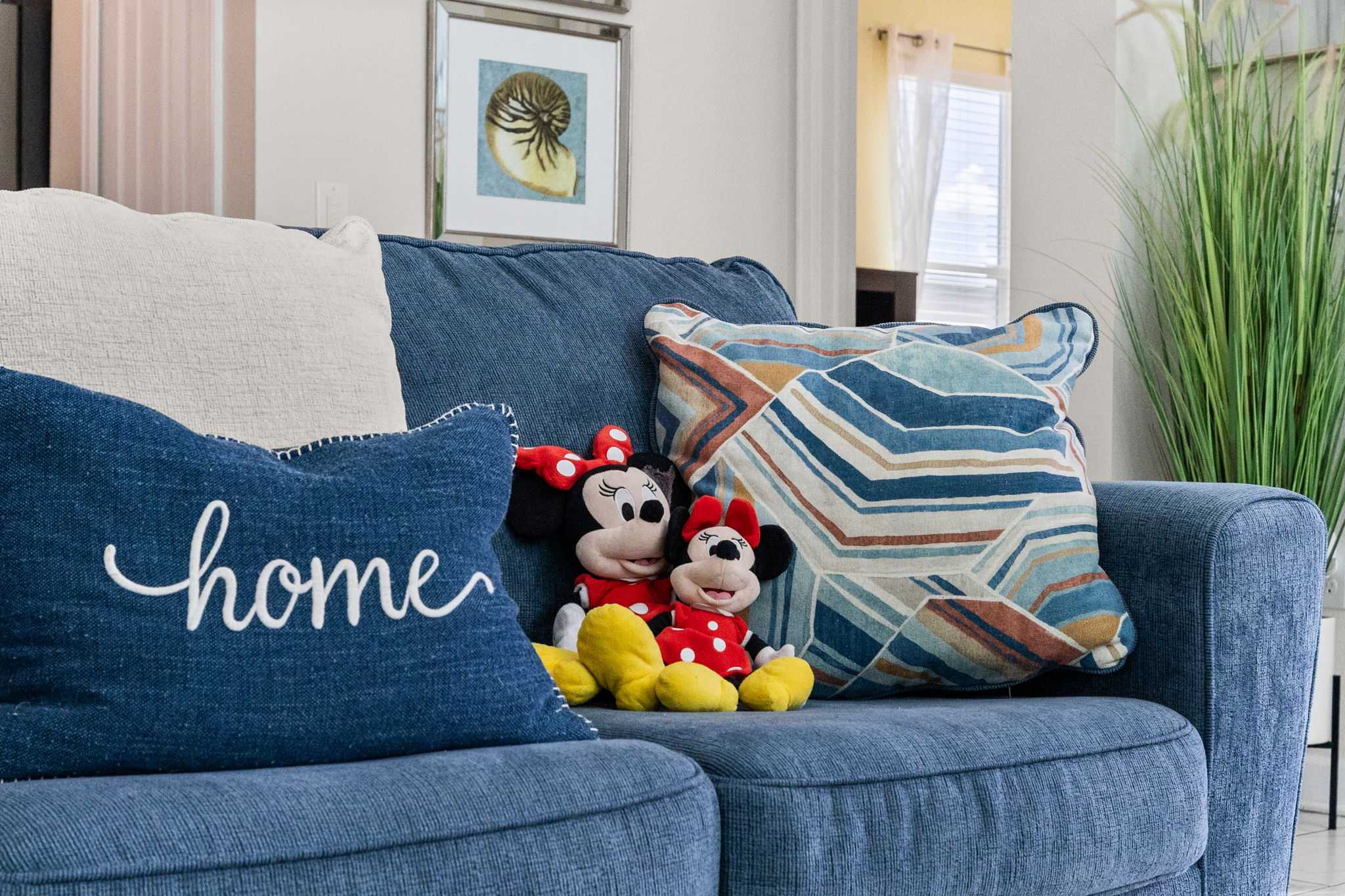 Elegant townhouse w/ pool & resort access