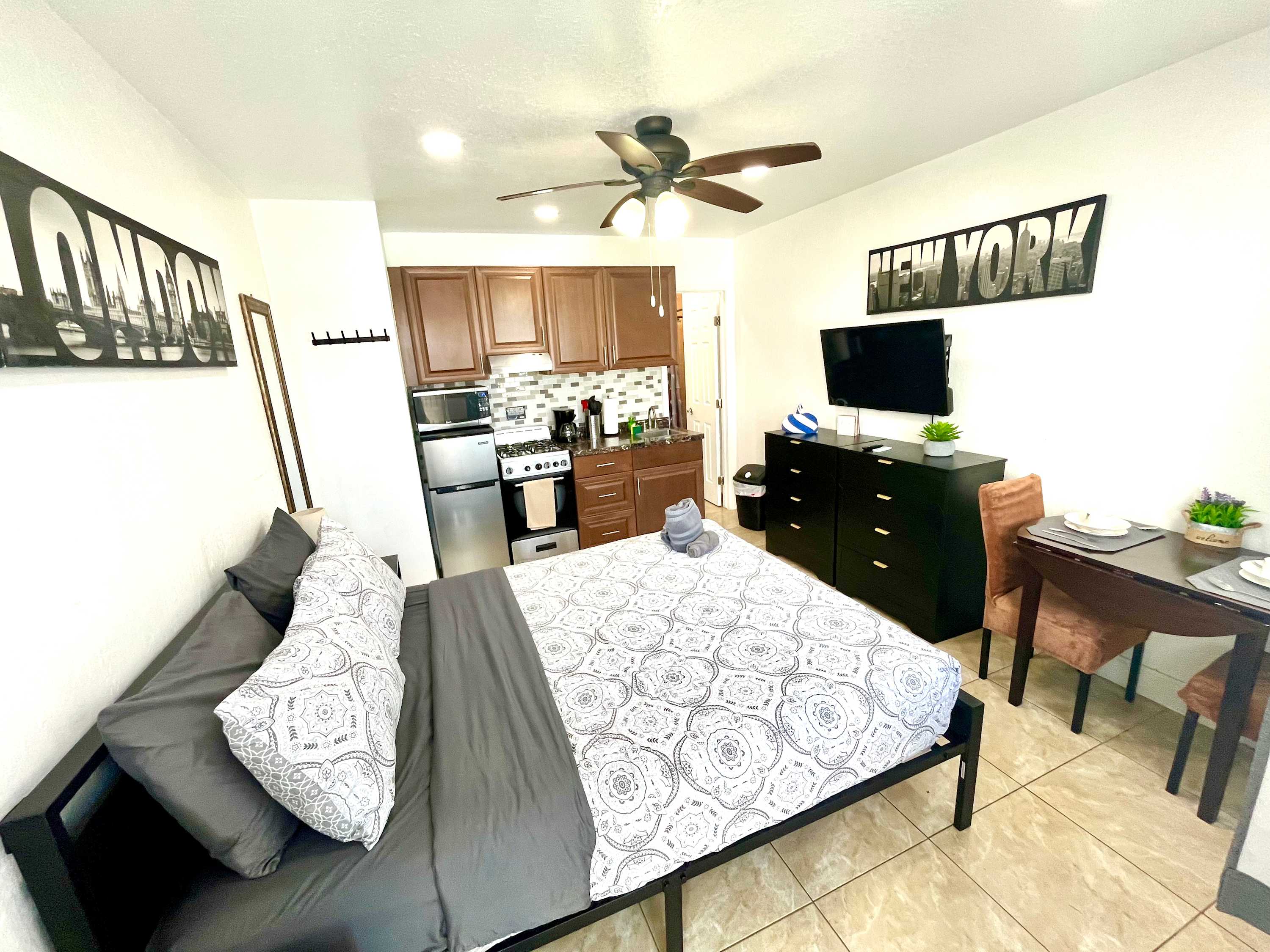A Coastal Nest by the Sea  Studio in a Prime Location — Hollywood, FL — vacation rental