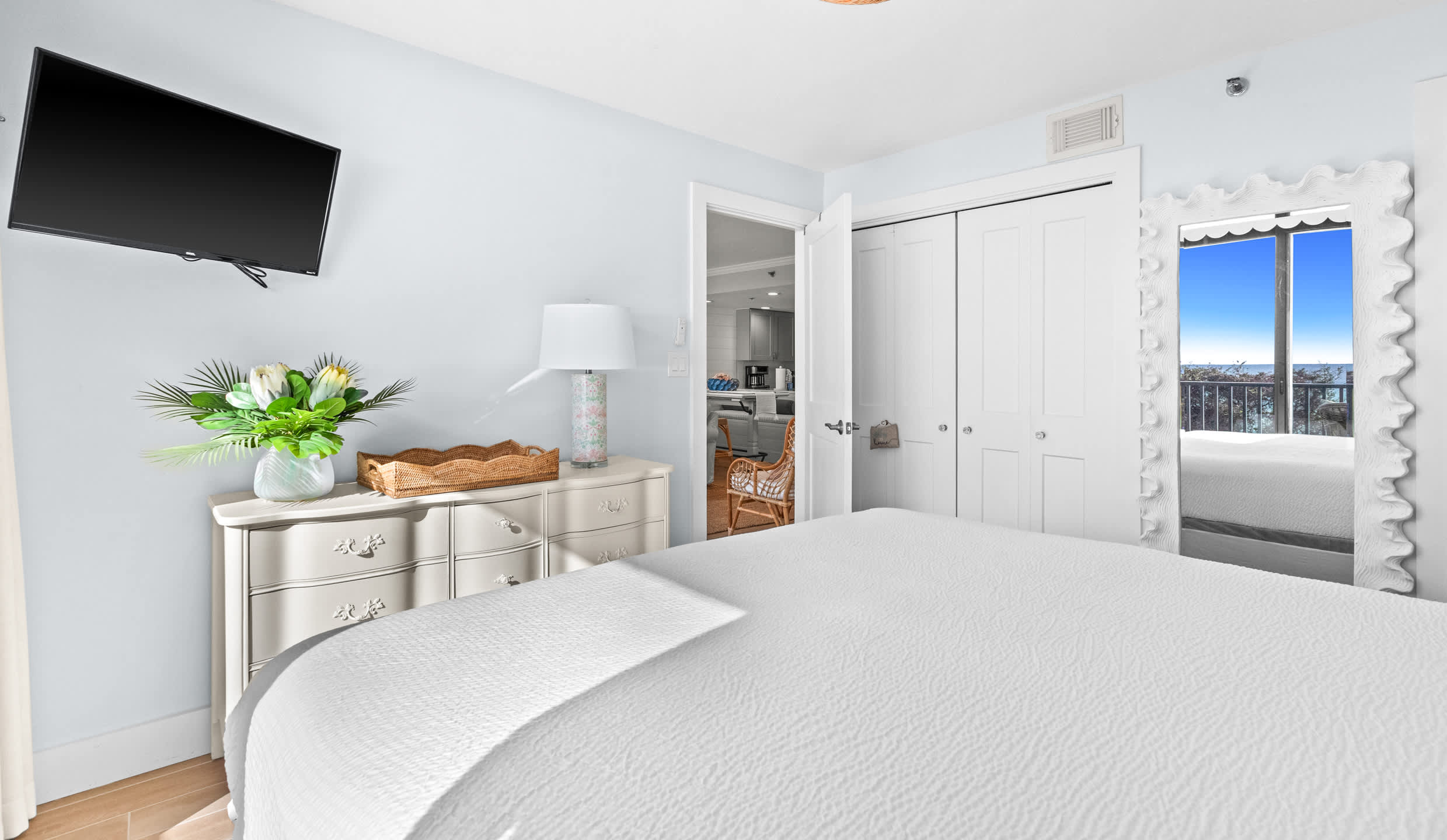 One Seagrove Place 0204 17