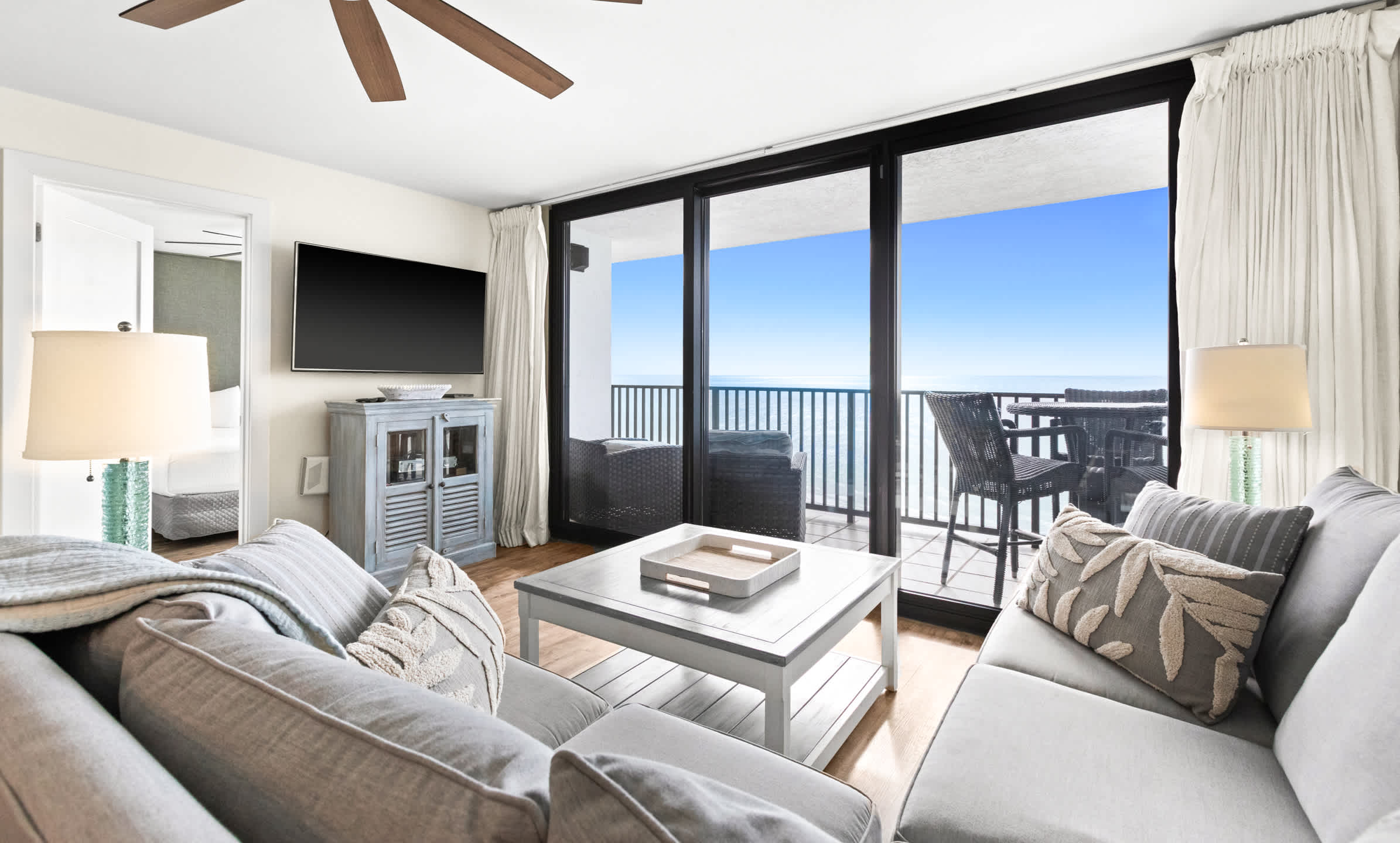 One Seagrove Place 0802 | Photo 3