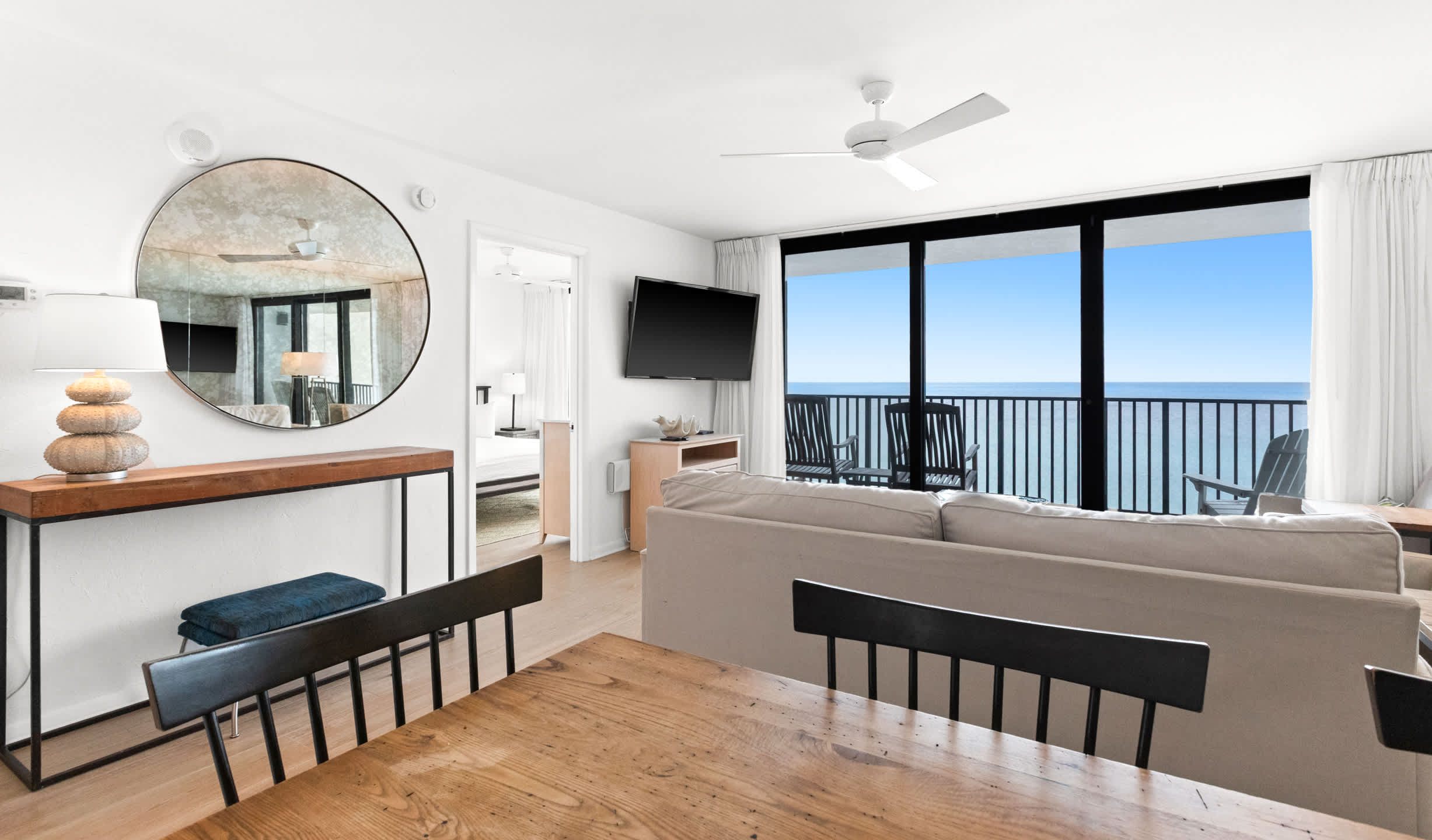 One Seagrove Place 0805 9