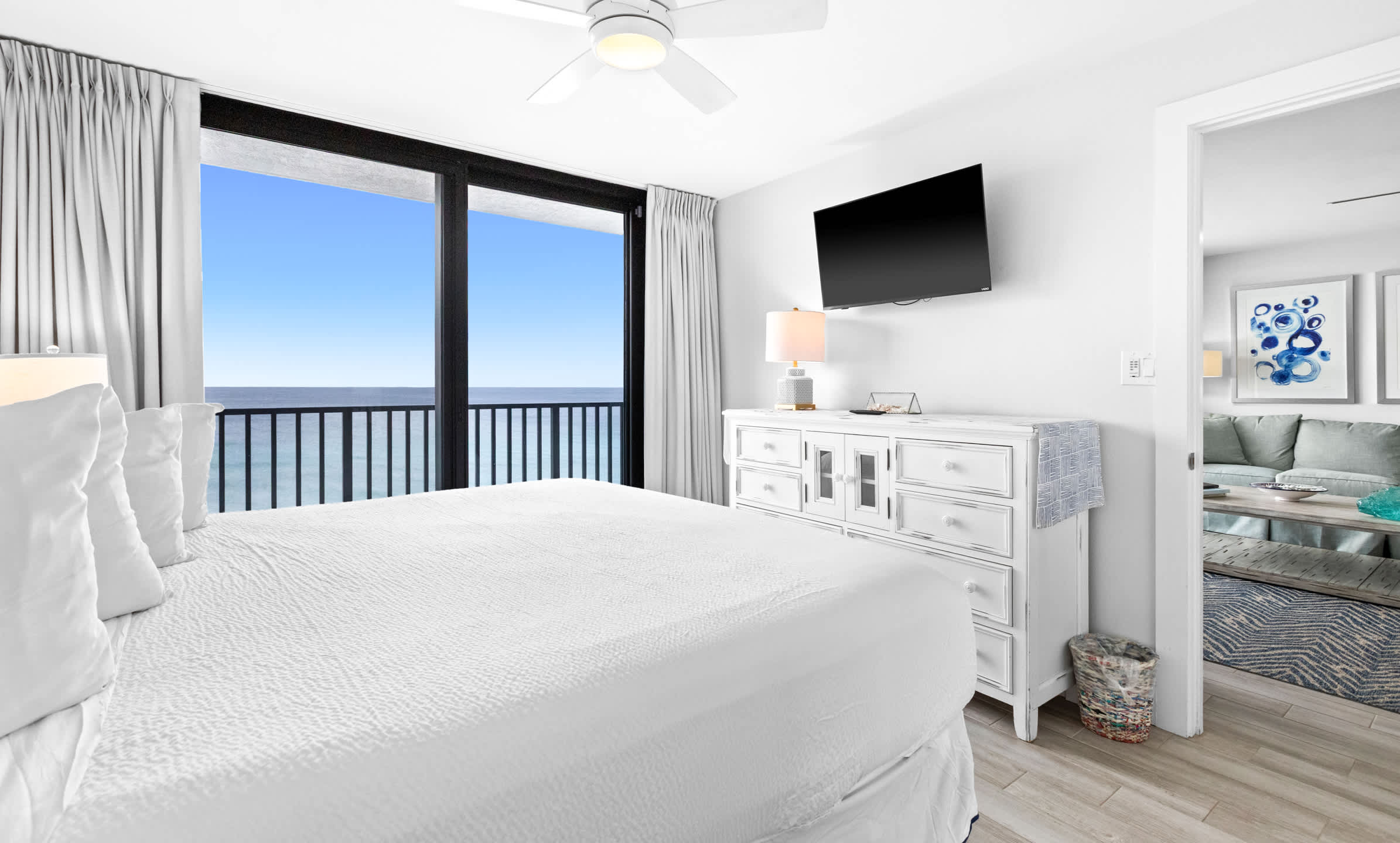 One Seagrove Place 0806 | Photo 24