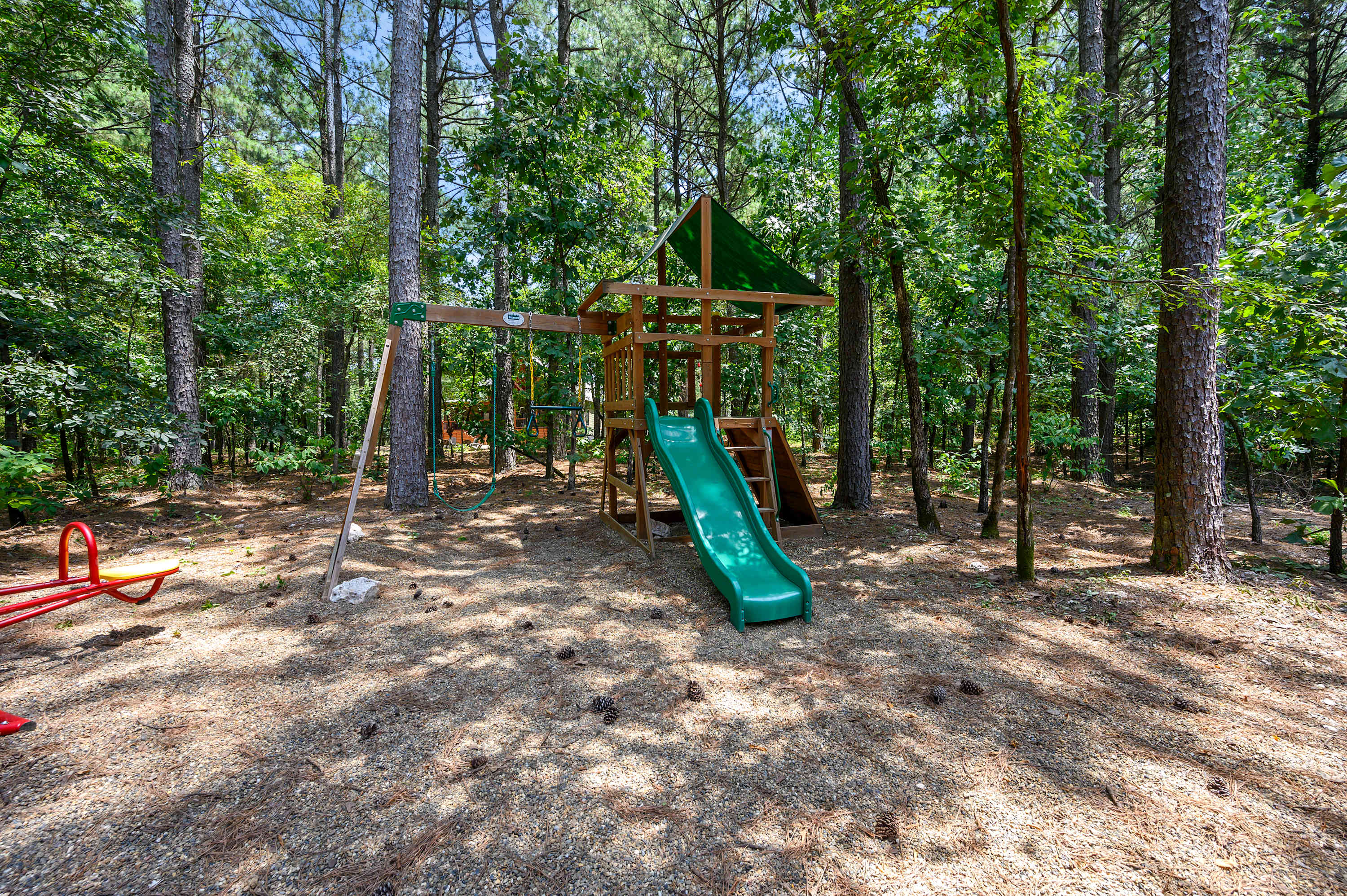 New!6BR Hot Tub-Firepit-Arcade-Playset! Sleeps 22!