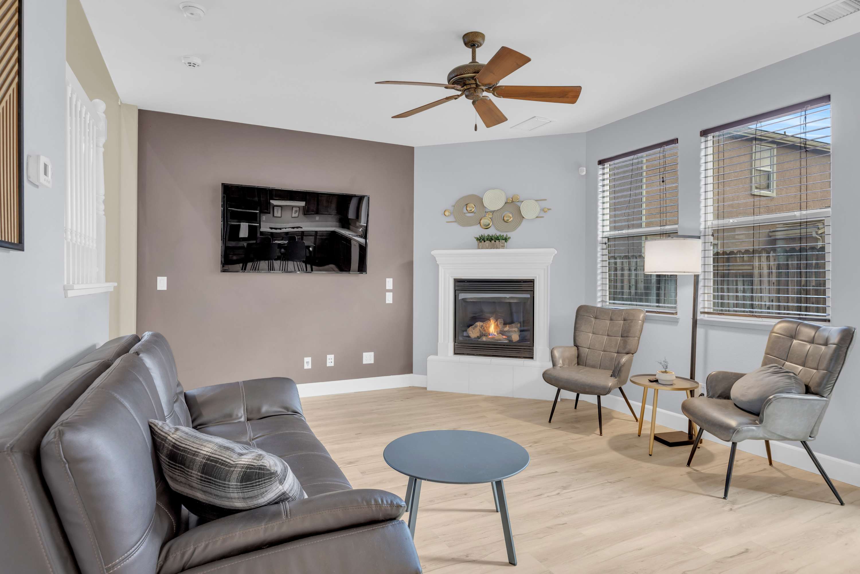 Happy Nest Retreat/Sleeps 10 — Reno, NV — vacation rental