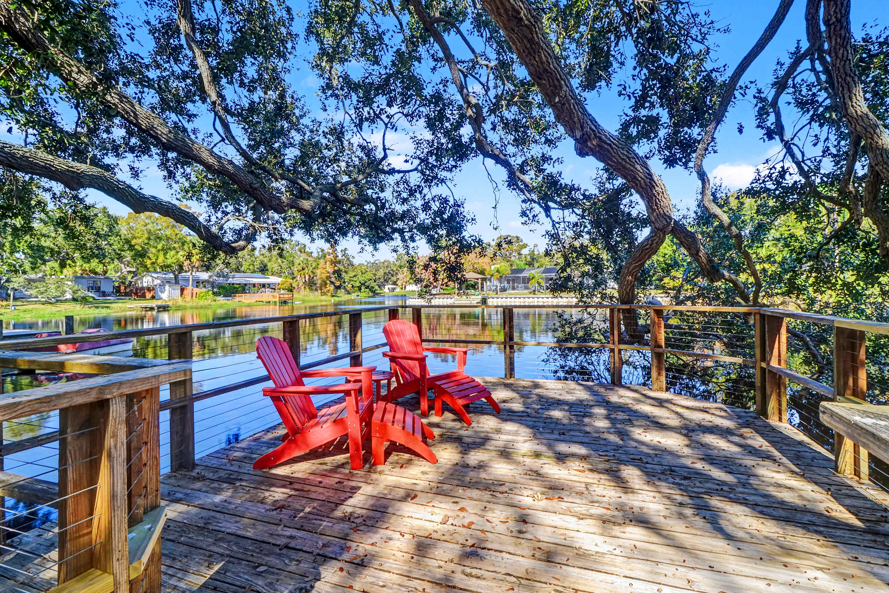 Cozy Lakefront Retreat Near Gulf Beaches & Dining — St. Petersburg, FL — vacation rental