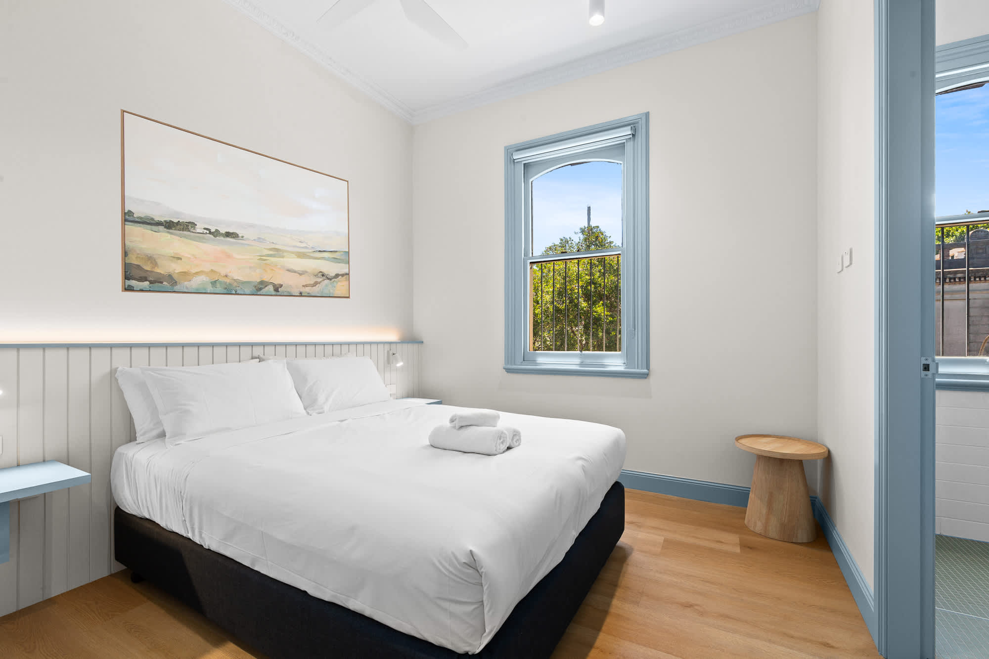 The Surrey Redfern 5