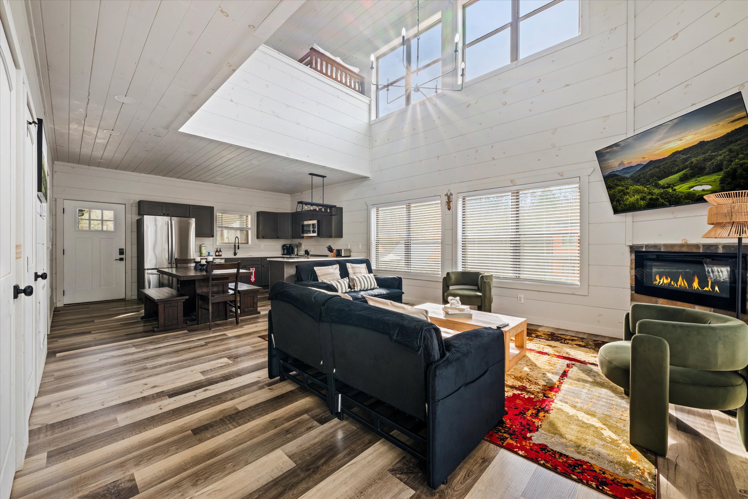 Serene cabin w/ pool, hot tub & game room