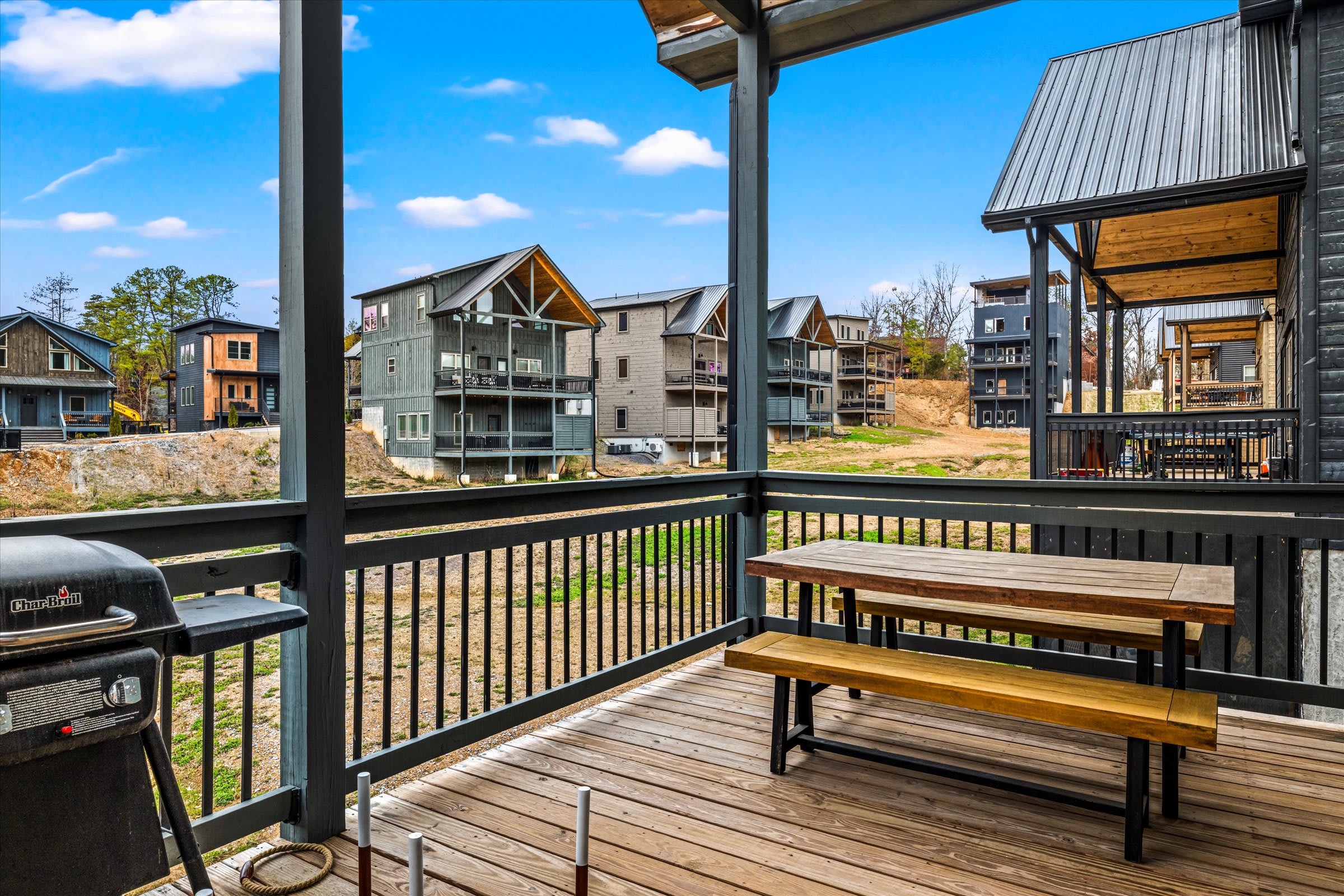 Serene cabin w/ pool, hot tub & game room