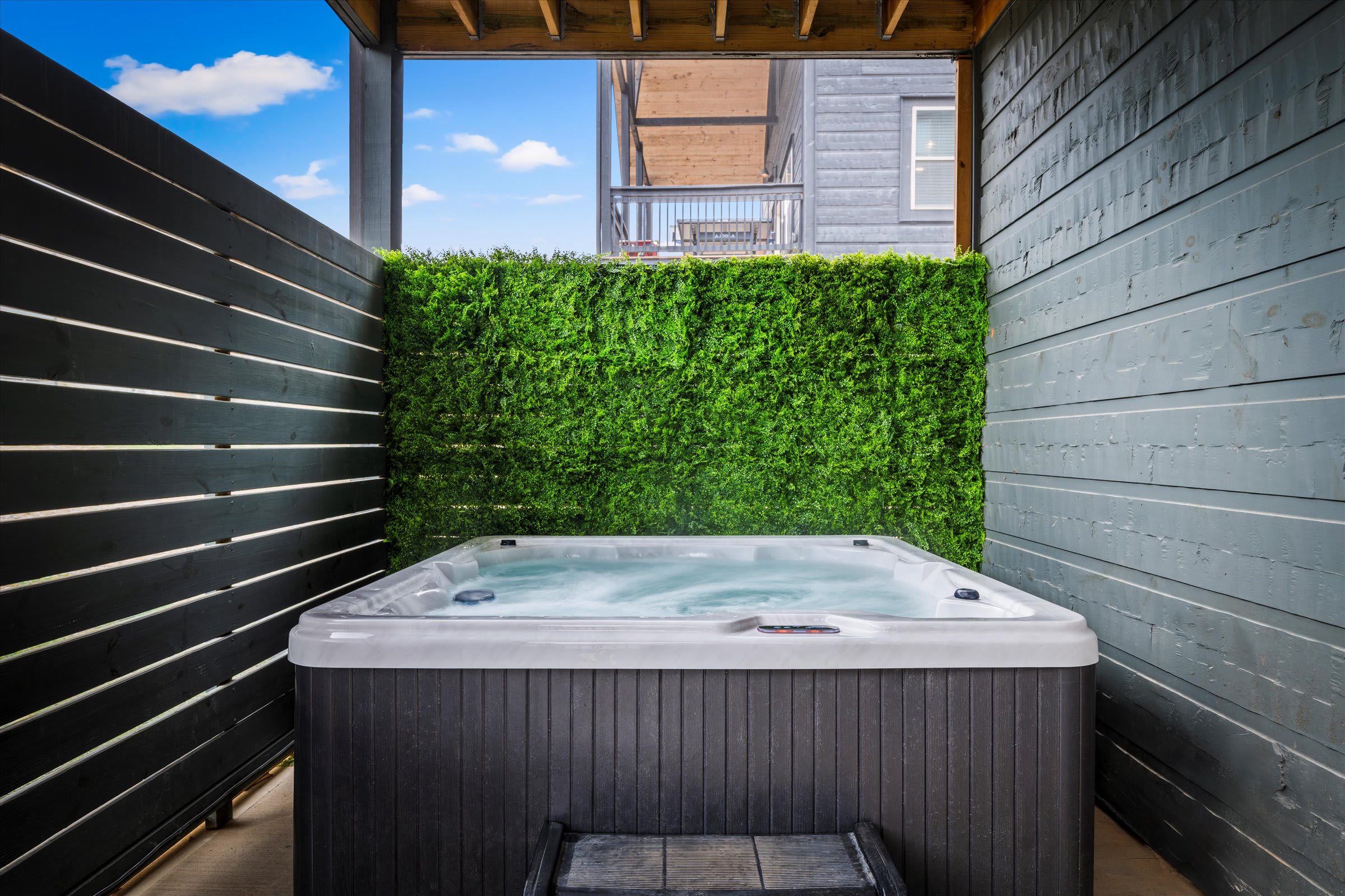 Serene cabin w/ pool, hot tub & game room