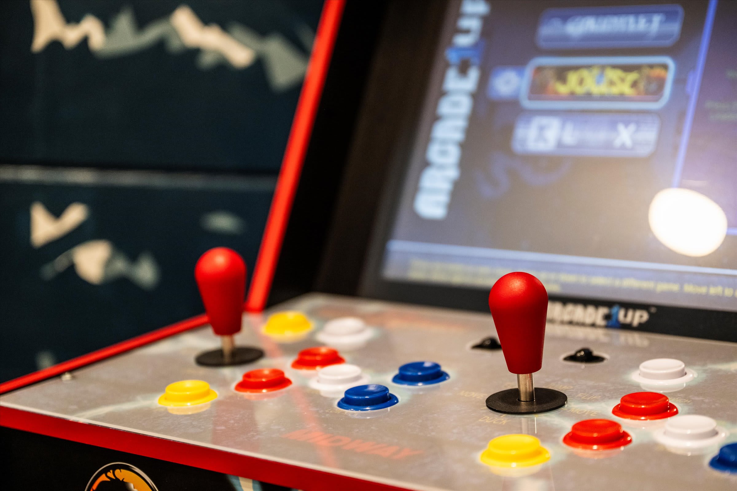 Serene cabin w/ pool, hot tub & game room