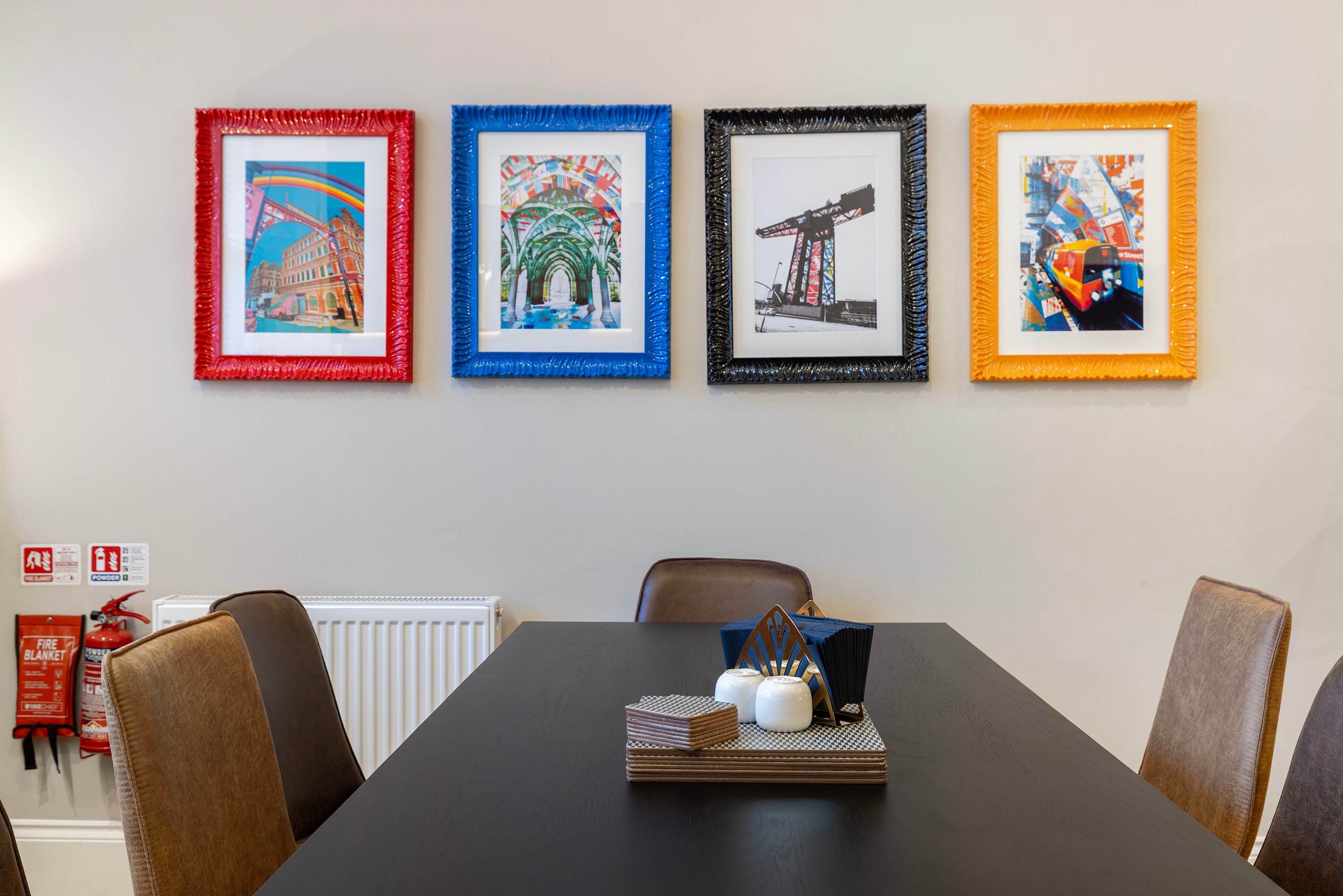 View Luxury City Centre Apartment | Near Hydro & Major Stations in Bath Street 92 G2 2EJ Luxury City Centre Apartment | Near Hydro & Major Stations in Bath Street 92 G2 2EJ - Property image 8 - VivreStays