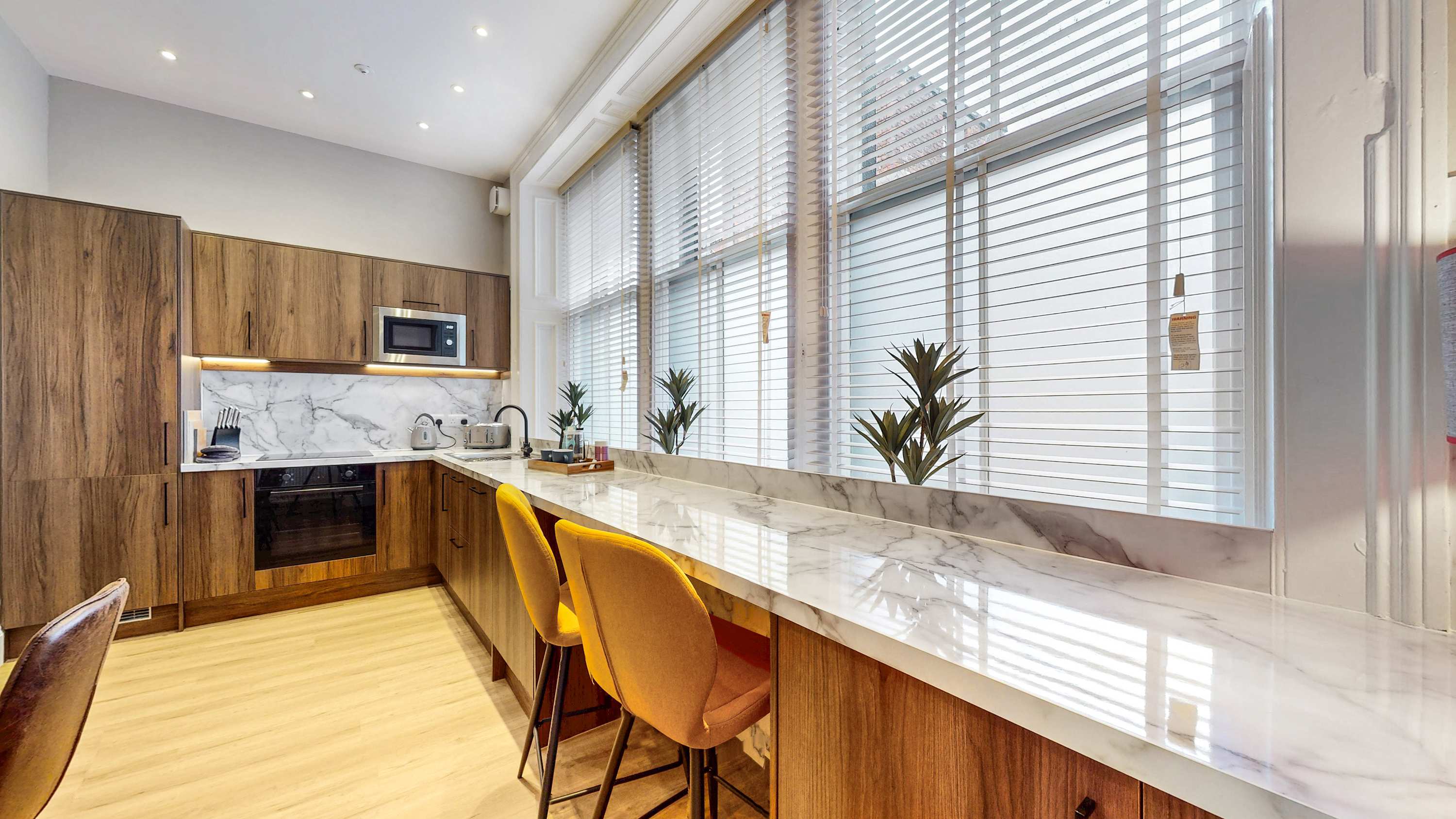 View Luxury City Centre Apartment | Near Hydro & Major Stations in Bath Street 92 G2 2EJ Luxury City Centre Apartment | Near Hydro & Major Stations in Bath Street 92 G2 2EJ - Property image 11 - VivreStays