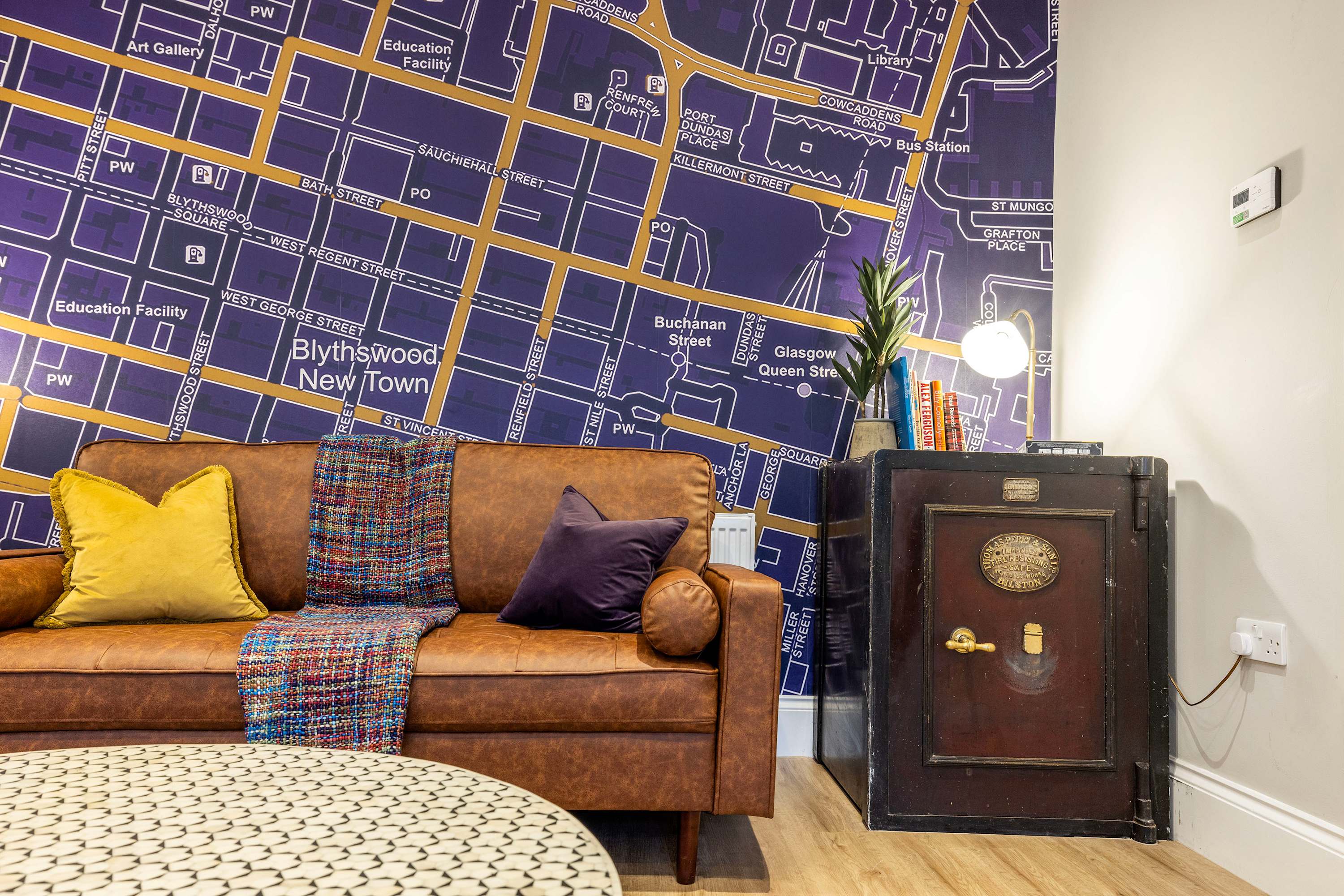 View Luxury City Centre Apartment | Near Hydro & Major Stations in Bath Street 92 G2 2EJ Luxury City Centre Apartment | Near Hydro & Major Stations in Bath Street 92 G2 2EJ - Property image 6 - VivreStays