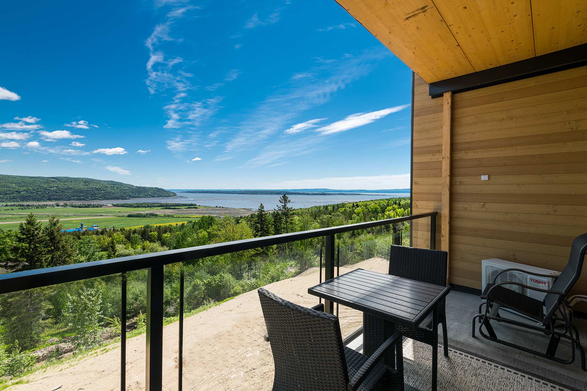 302 | Full View | See, Look, Admire | Pool & Gym in Baie-Saint-Paul, QC G3Z 2V5