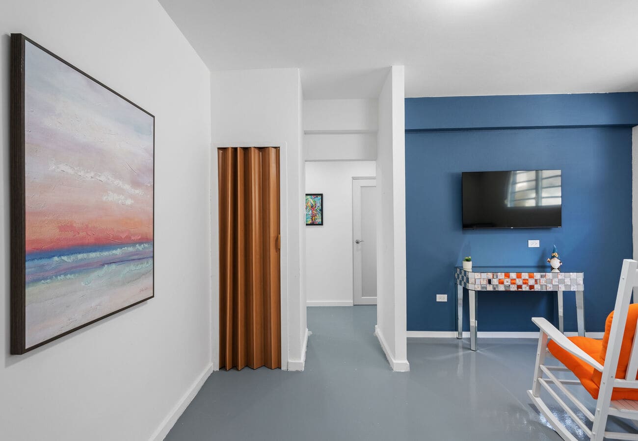 Condado Beach | Complimentary Coffee & Treats