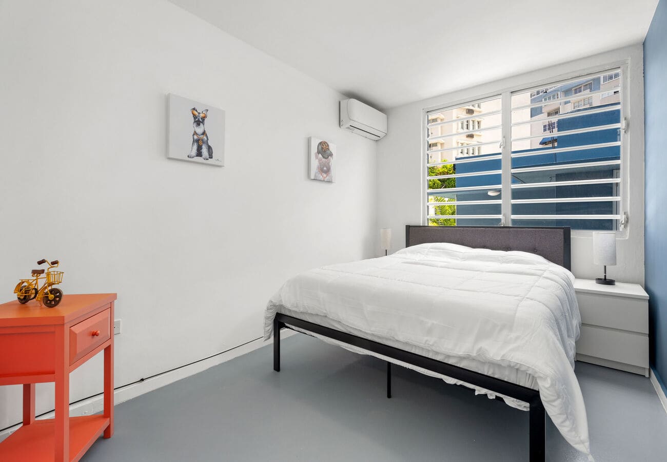 Otium | Near The Beach & Restaurants