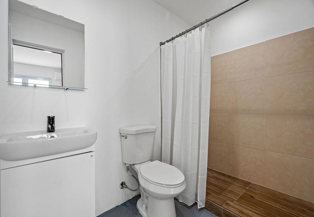 Otium | Beach Walking Distance | King Size Bed