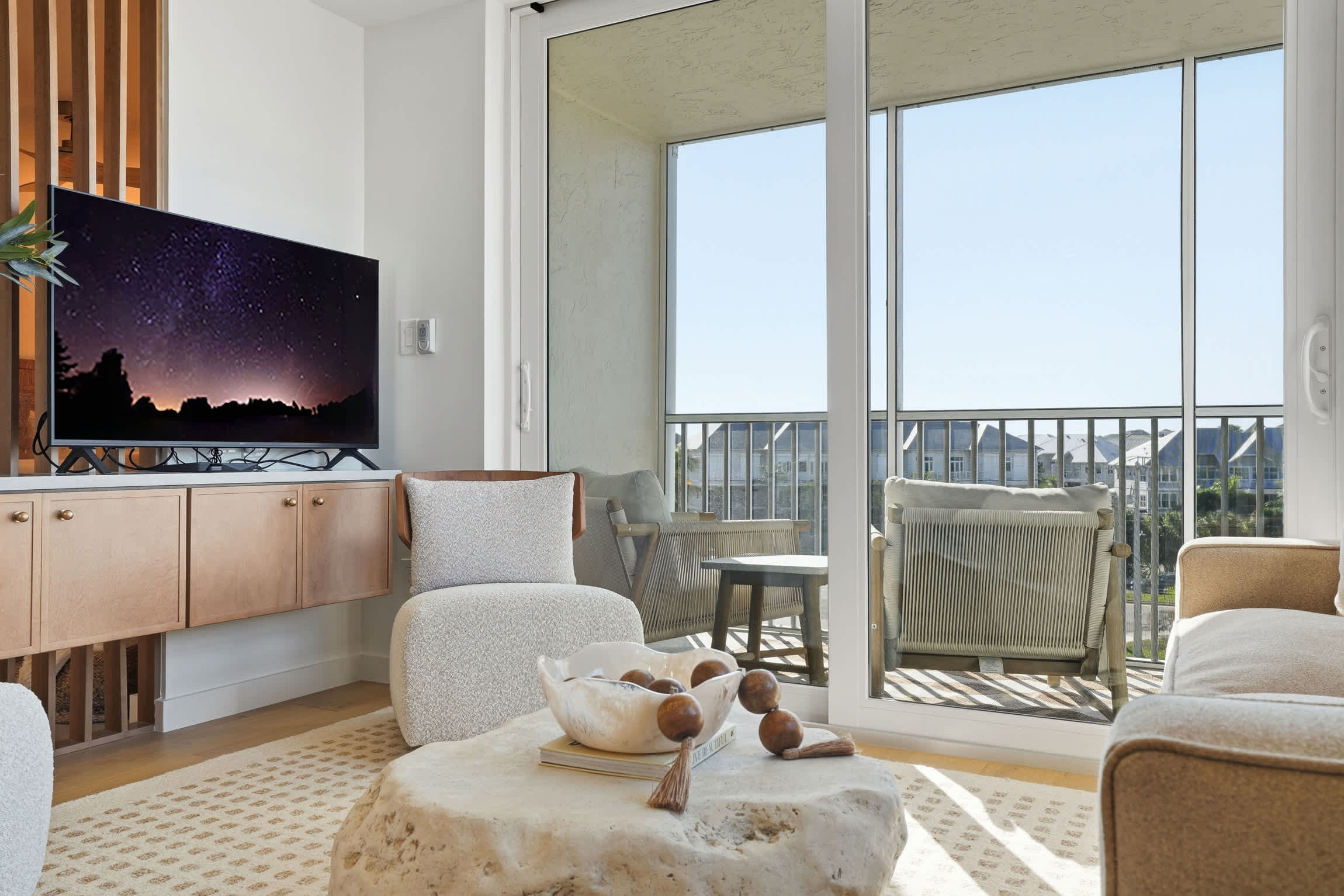 Luxury Gulf View Condo Walk to Bonita Beach | Photo 10