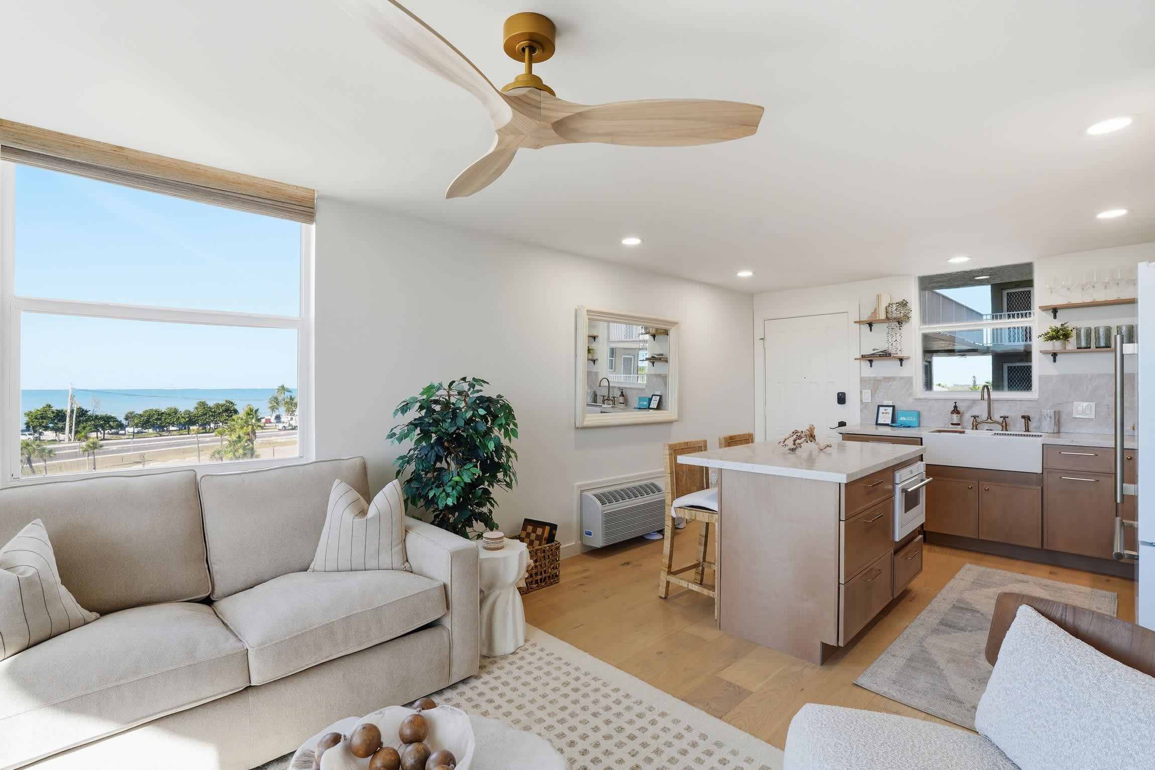 Luxury Gulf View Condo Walk to Bonita Beach | Photo 9