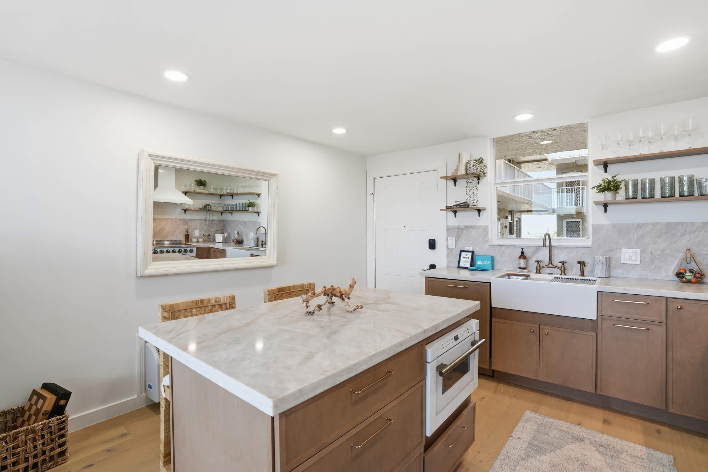 Luxury Gulf View Condo Walk to Bonita Beach | Photo 13