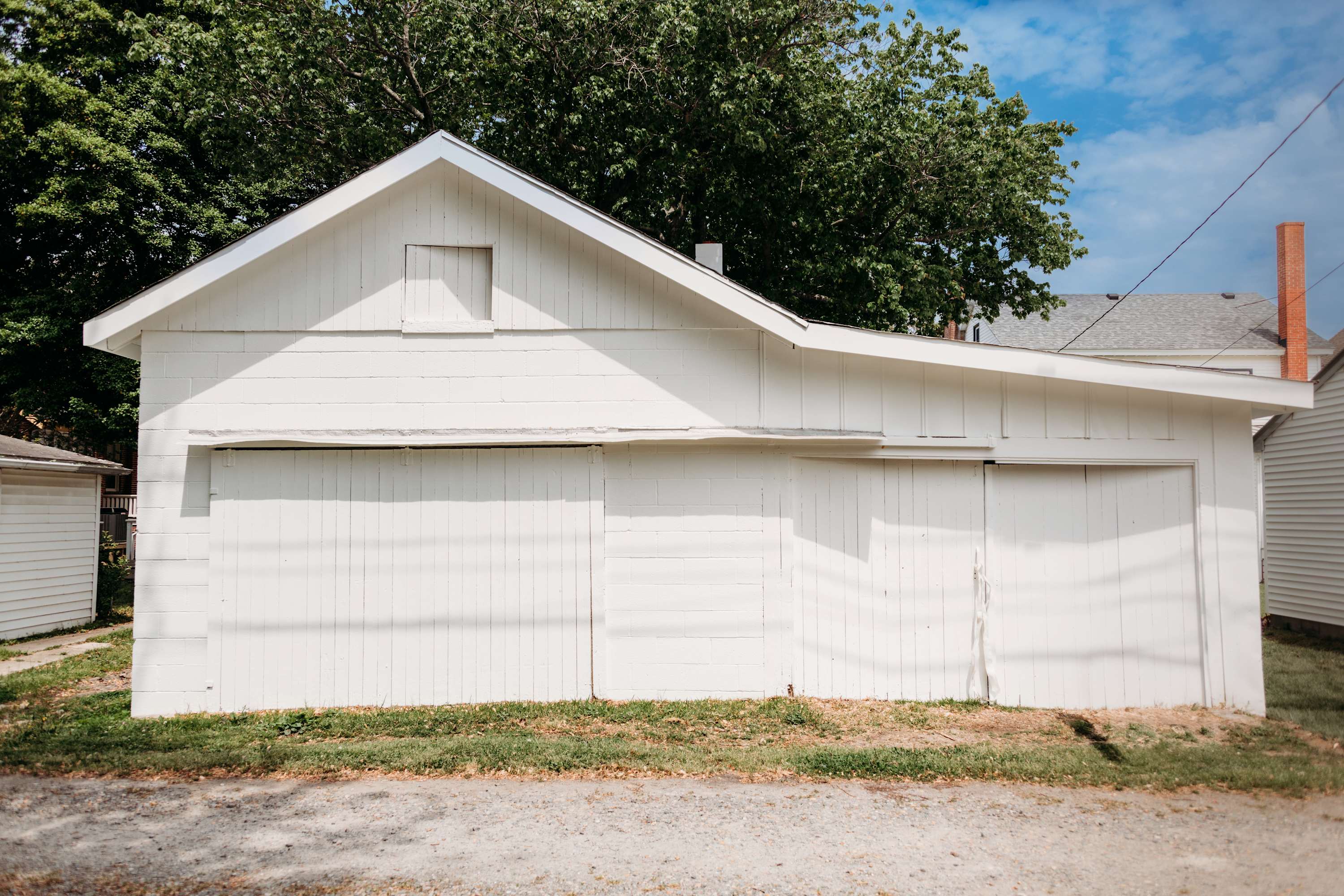 Coastal Getaway Steps from Beach | Queen’s Cottage