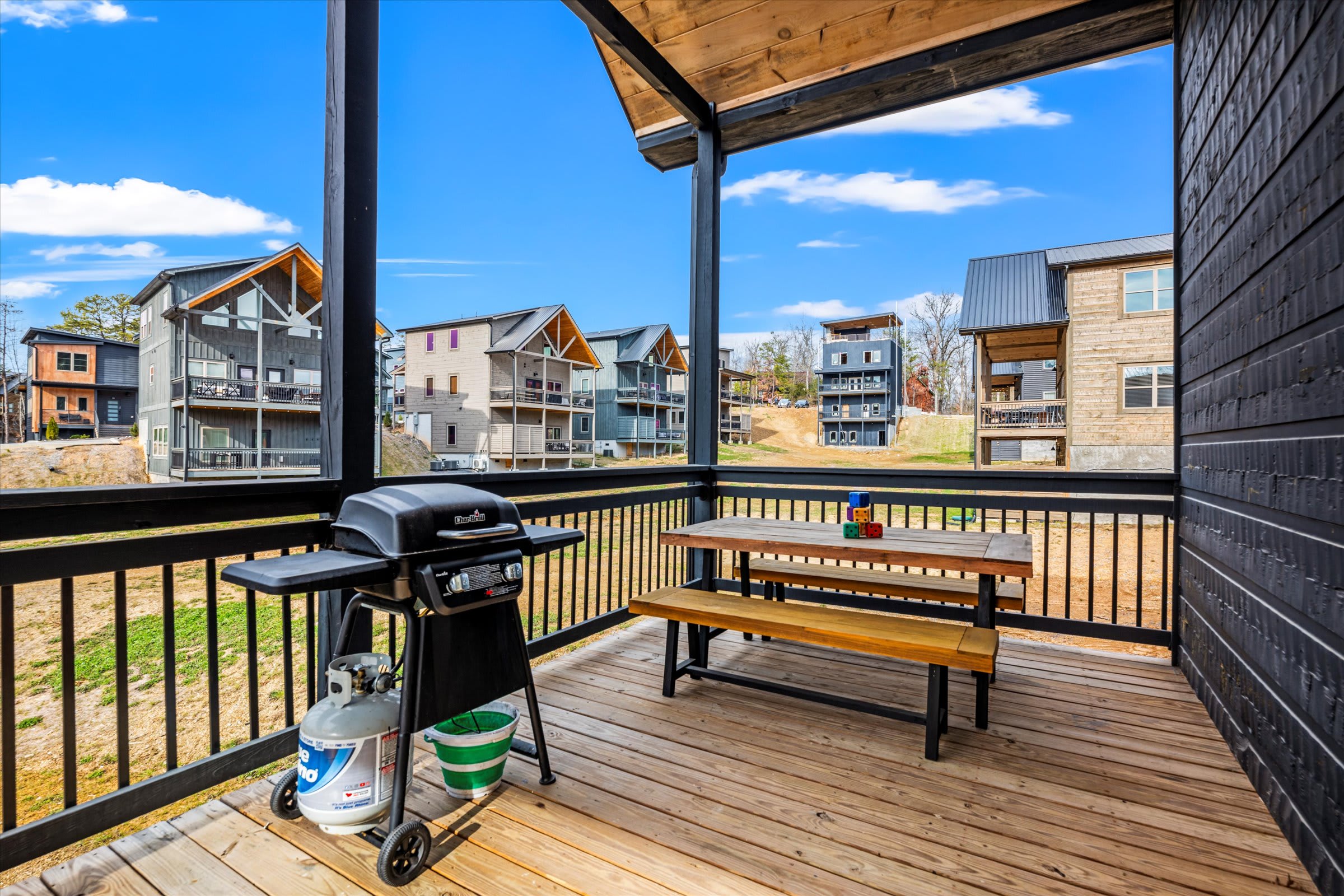 Cozy cabin w/ game room & indoor pool