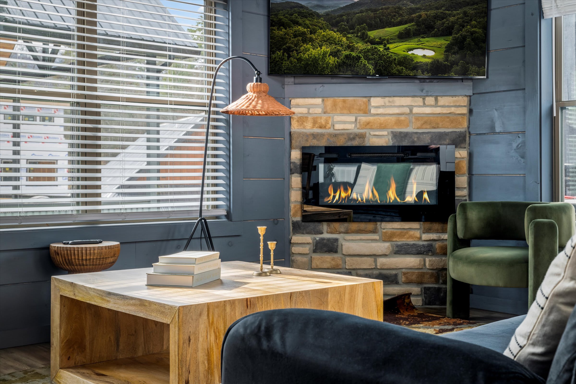 Cozy cabin w/ game room & indoor pool