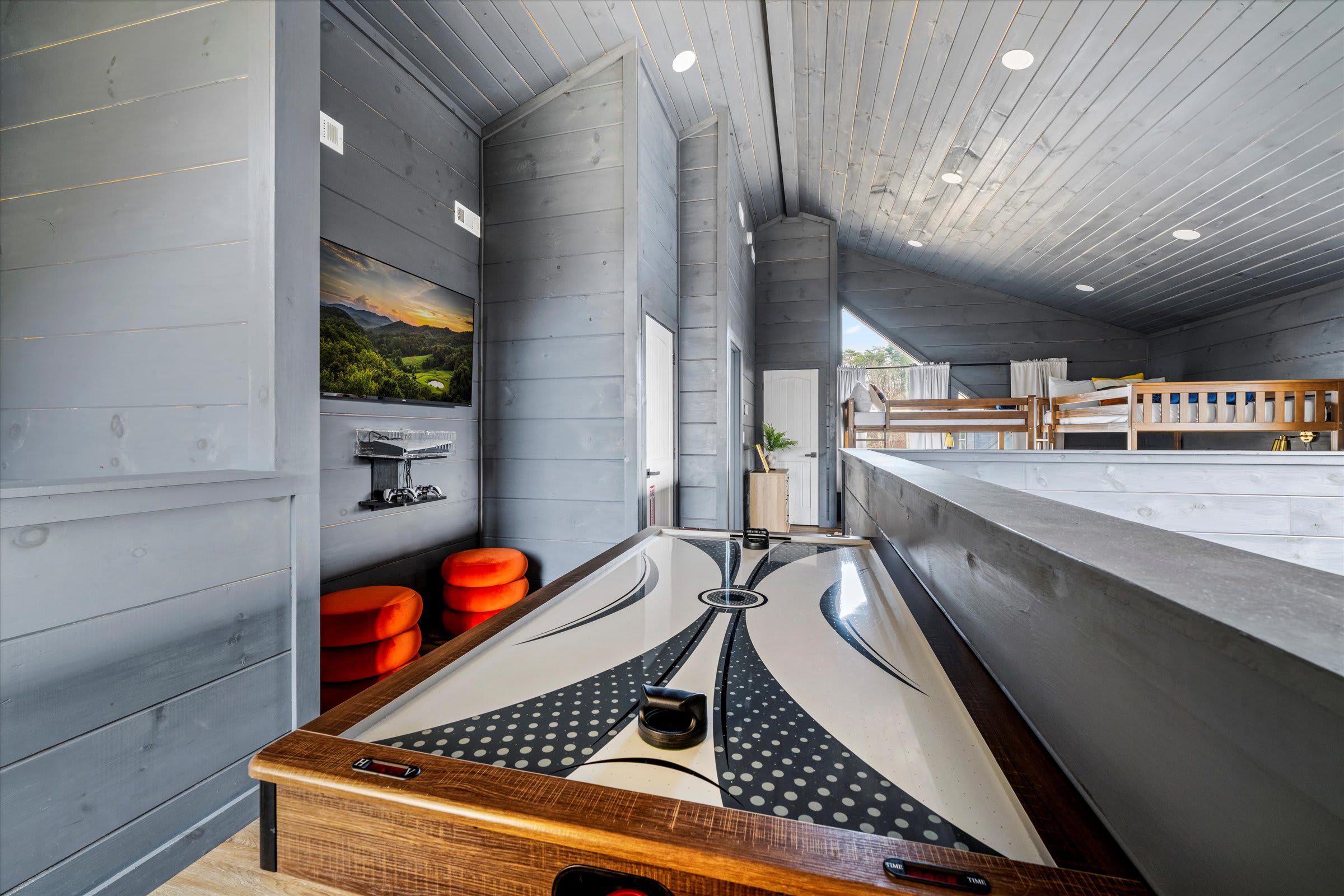 Cozy cabin w/ game room & indoor pool