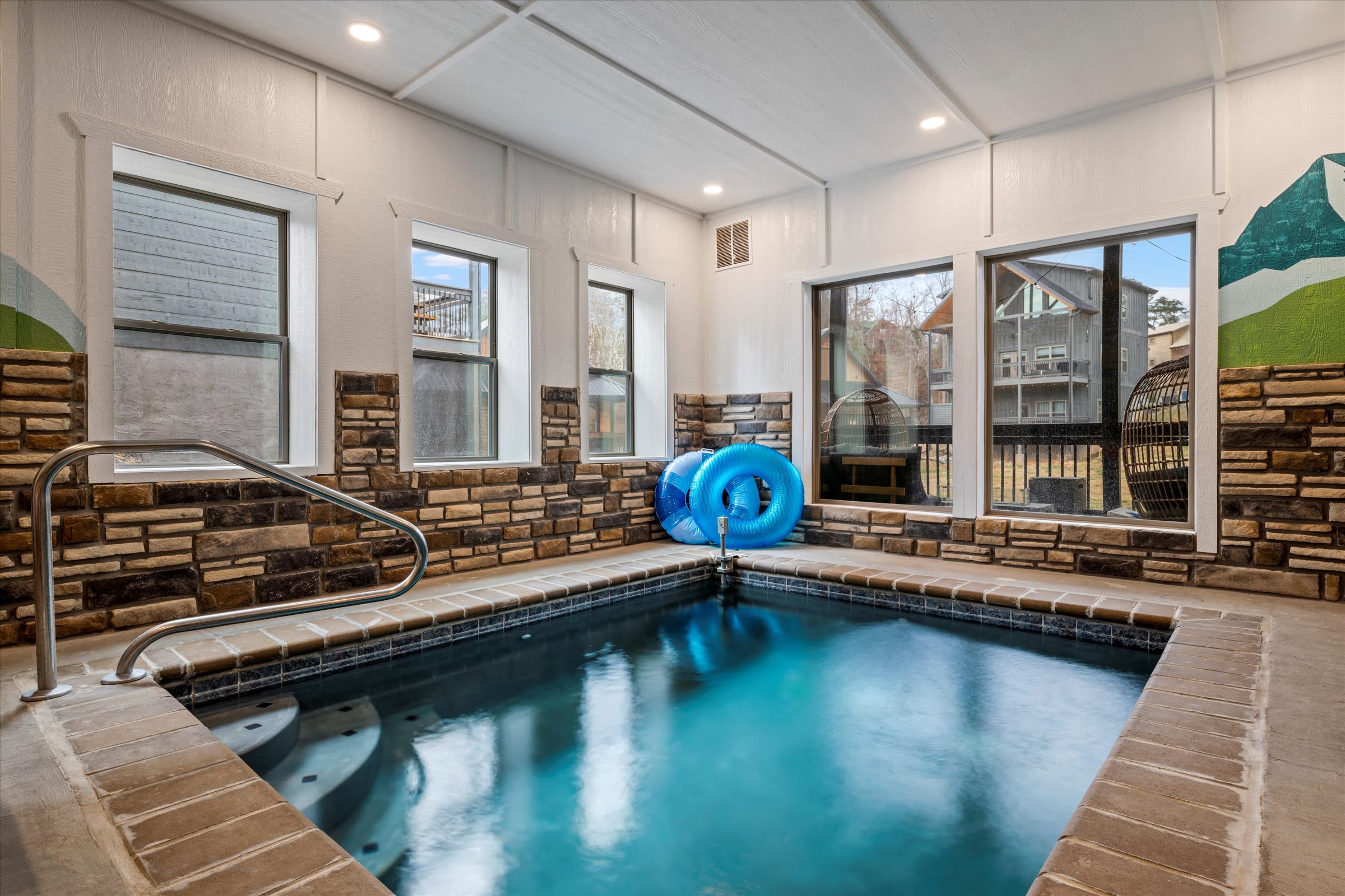 Cozy cabin w/ game room & indoor pool