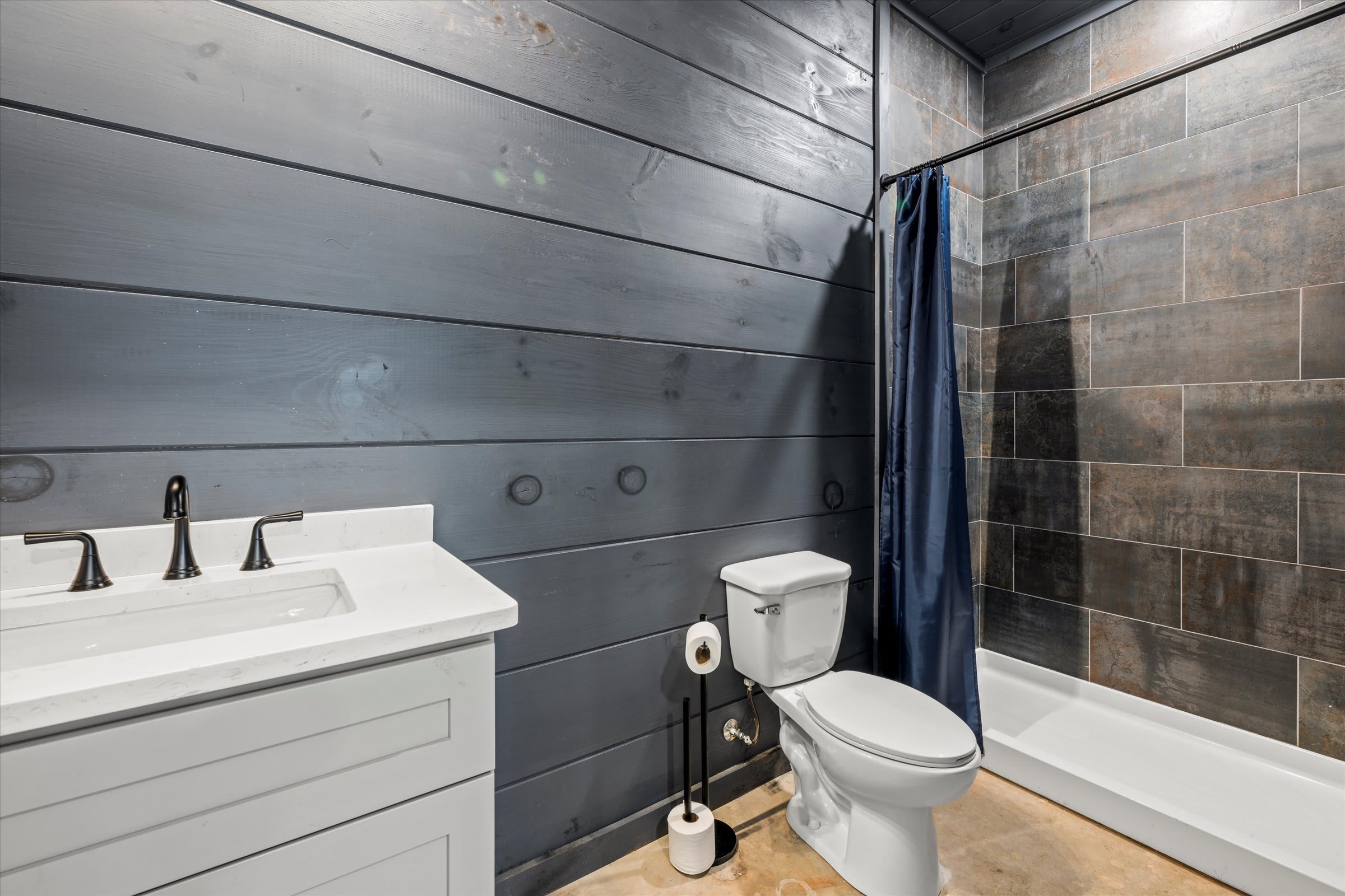 Cozy cabin w/ game room & indoor pool