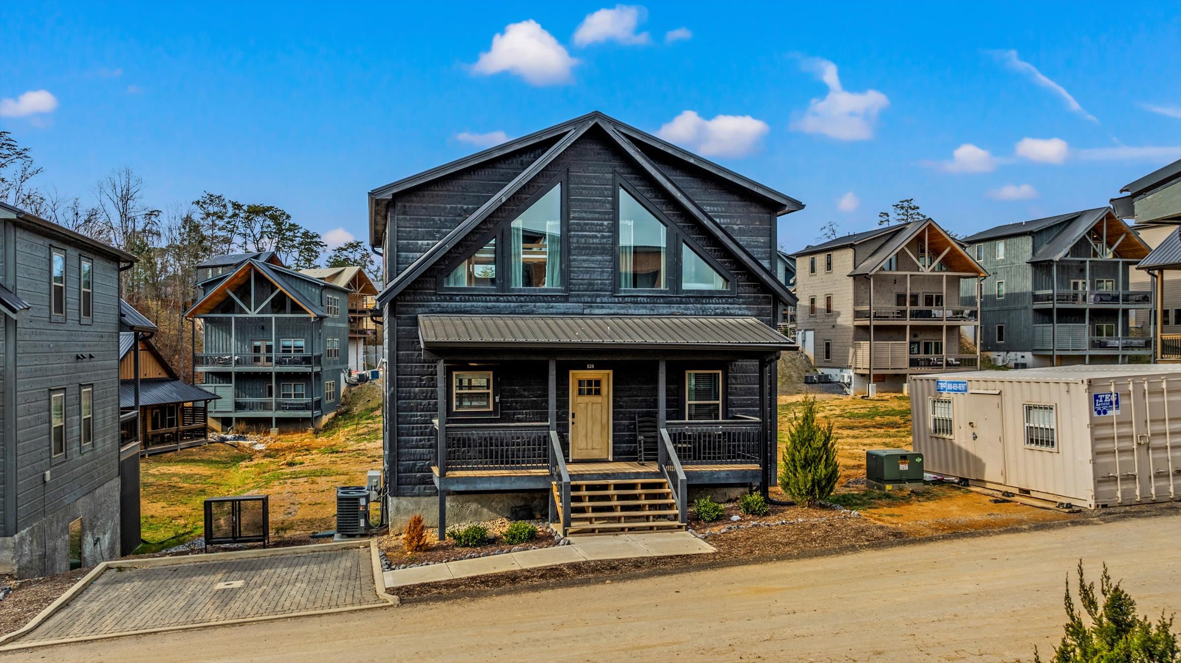 Cozy cabin w/ game room & indoor pool