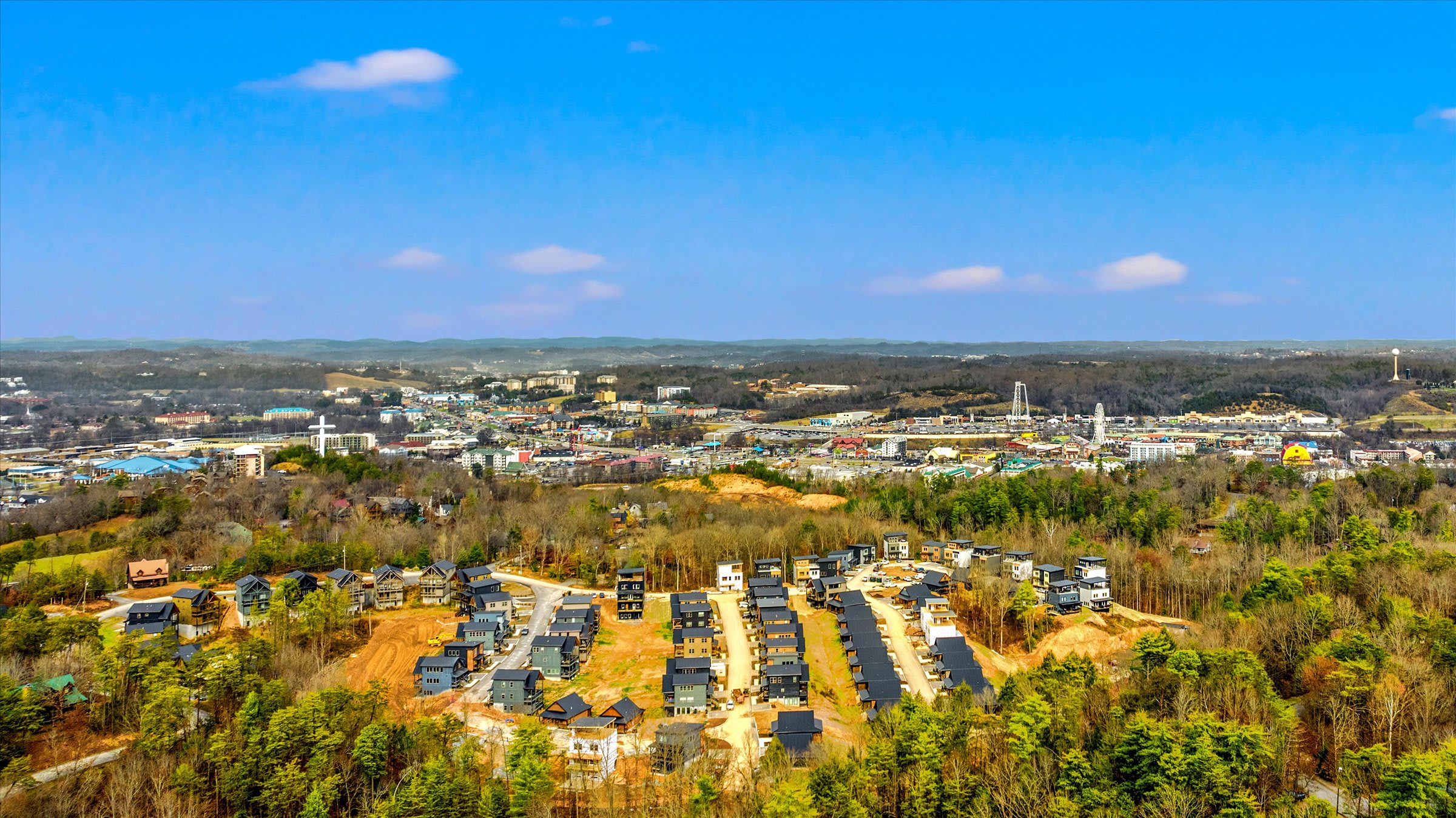 Cozy cabin w/ game room & indoor pool
