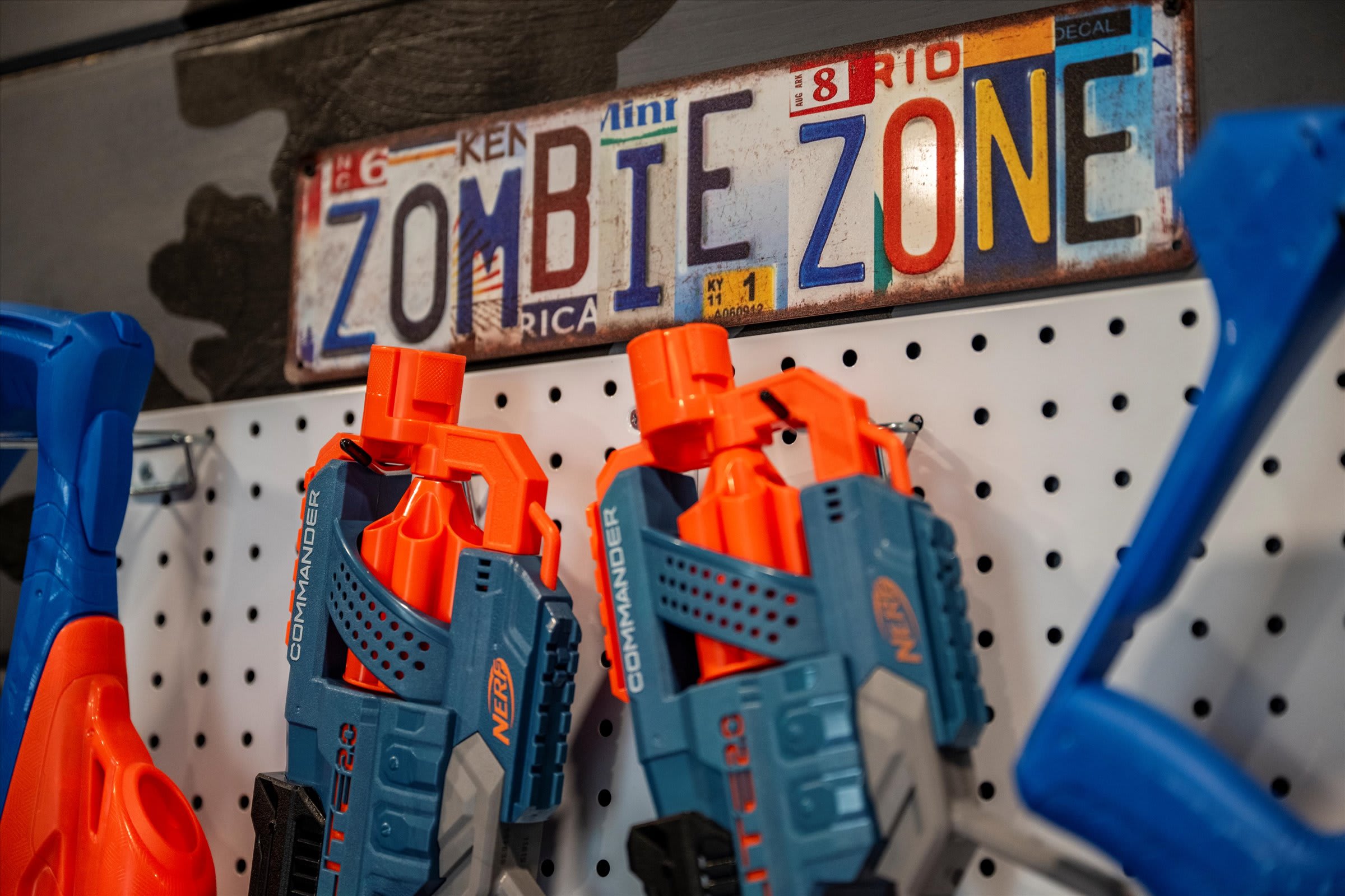 Cozy cabin w/ game room & indoor pool