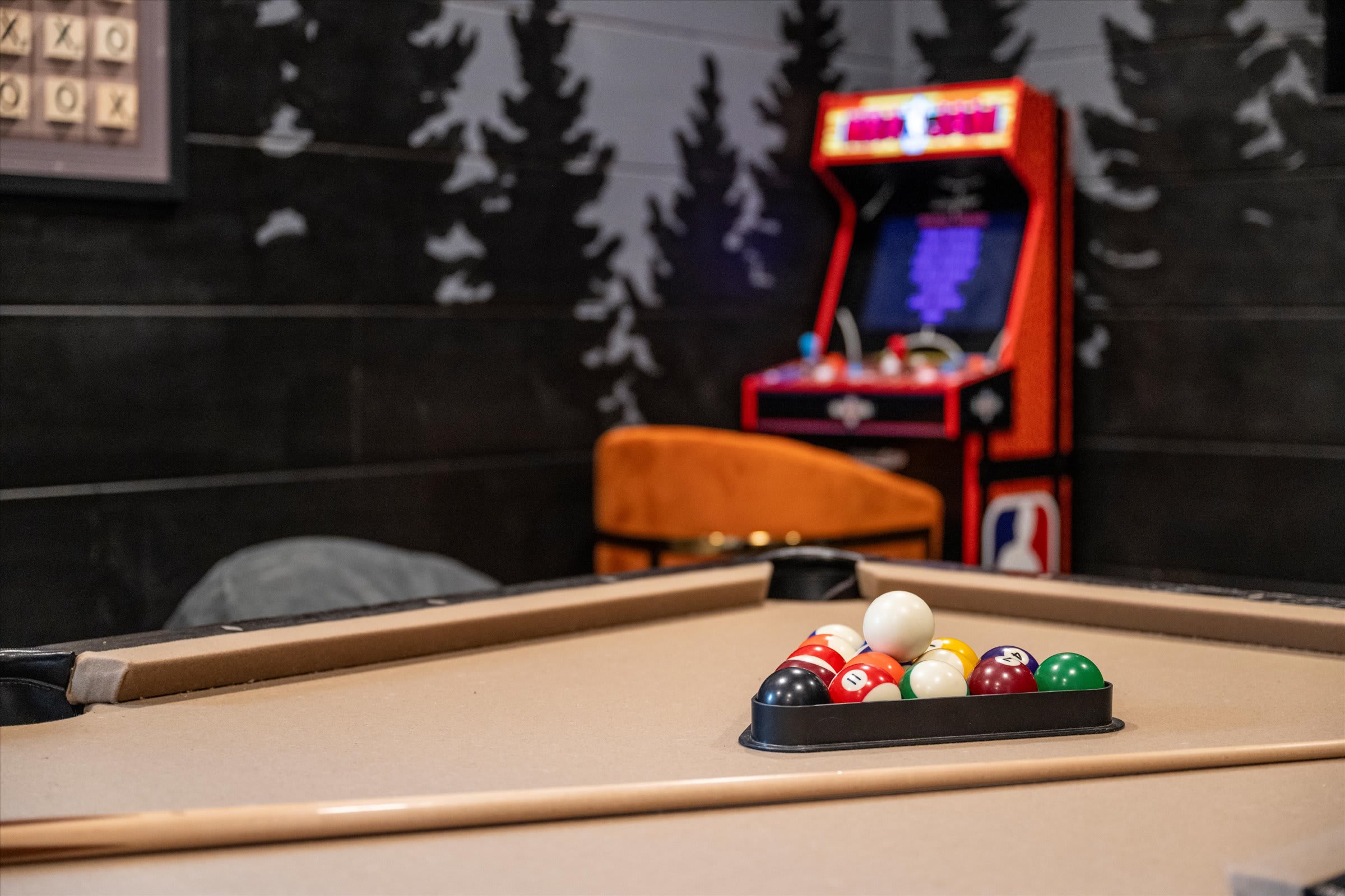 Cozy cabin w/ game room & indoor pool