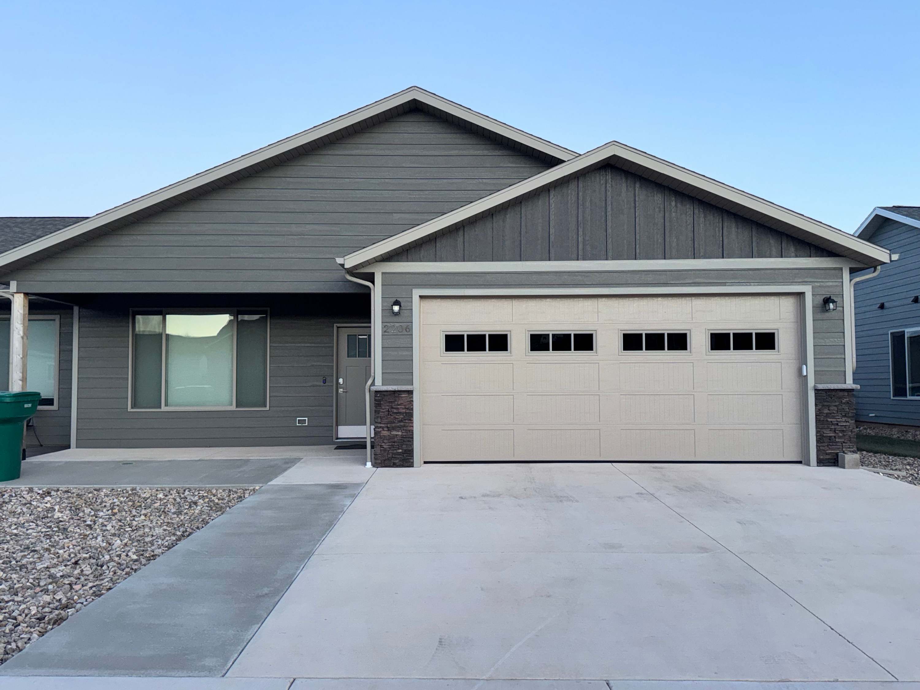 Between The Canyons Escape — Sturgis, SD — vacation rental