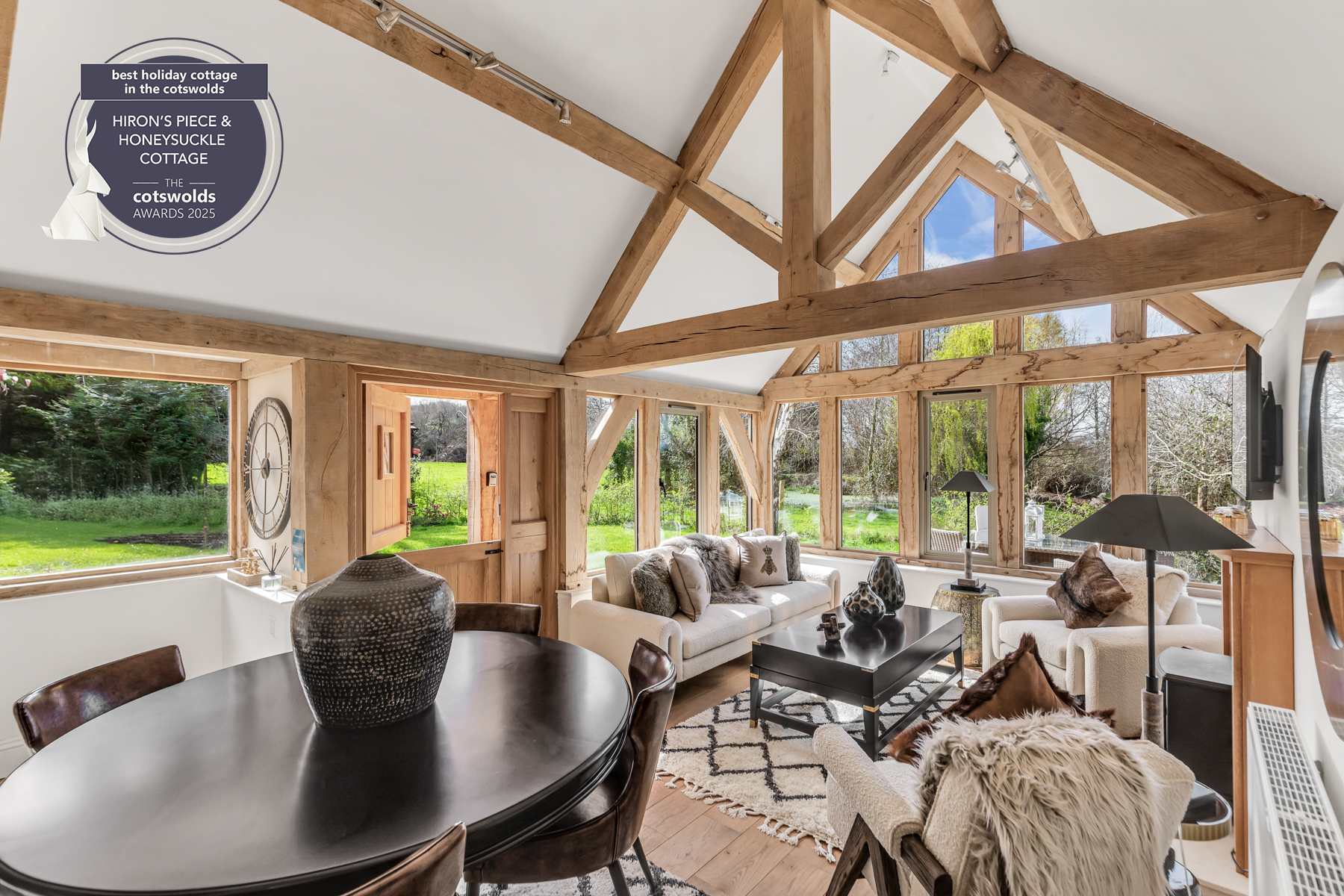 Hiron's Piece and Honeysuckle Cottage with Hot Tub — Weston Subedge, England — vacation rental
