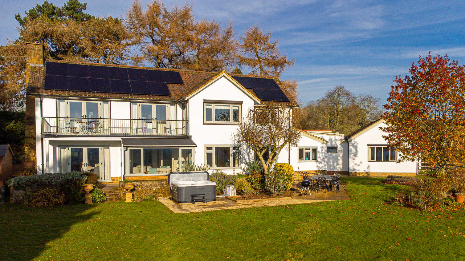 Far Heath House - Scenic Hot Tub Stay — Coton, England — vacation rental