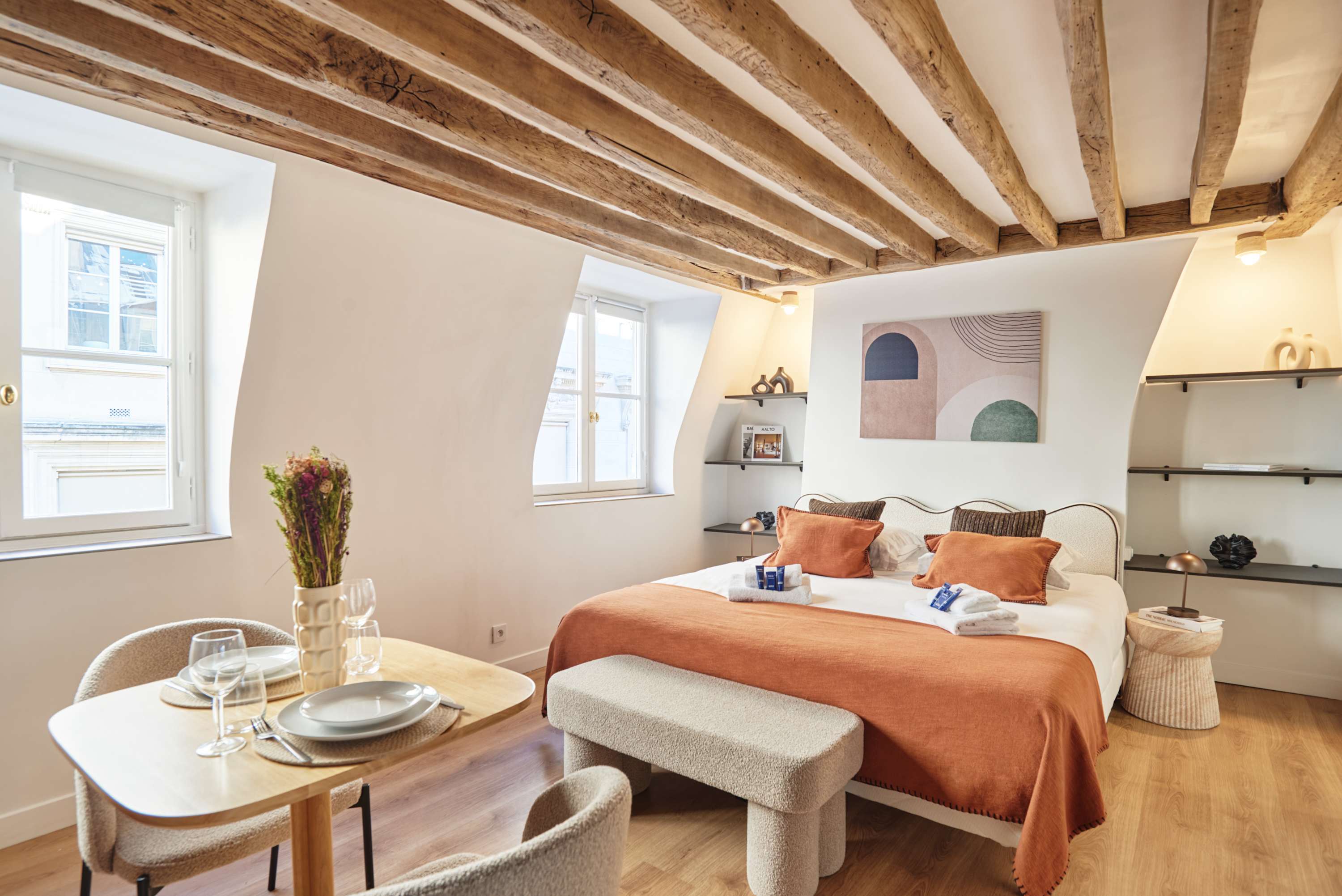 Suite Louvre Museum - Rue Saint Honore — Paris, Île-de-France — vacation rental