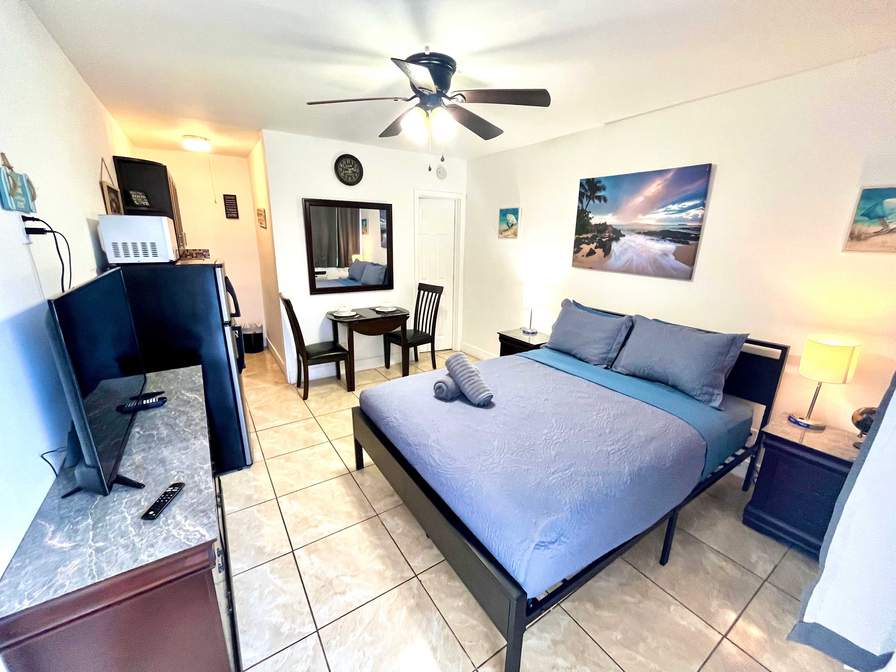 Beachside Studio Steps from the Ocean | Ocean Hollywood Suites — Hollywood, FL — vacation rental