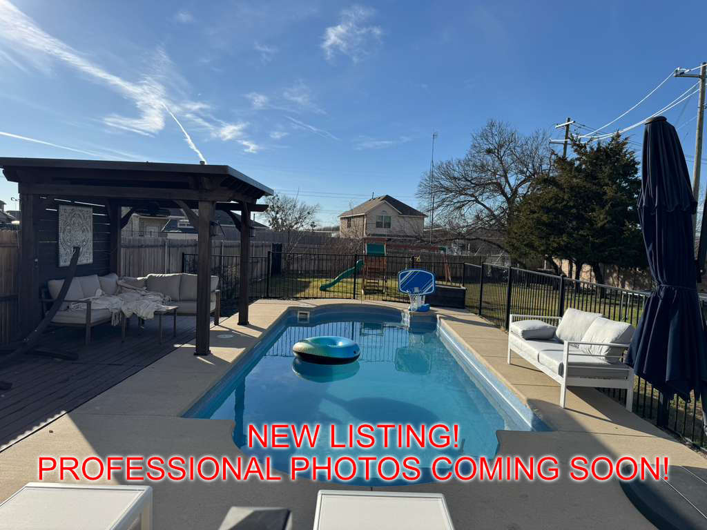 5-BD/2.5-BA with Pool, Hot Tub, Cinema & Golf Sim — Royse City, TX — vacation rental