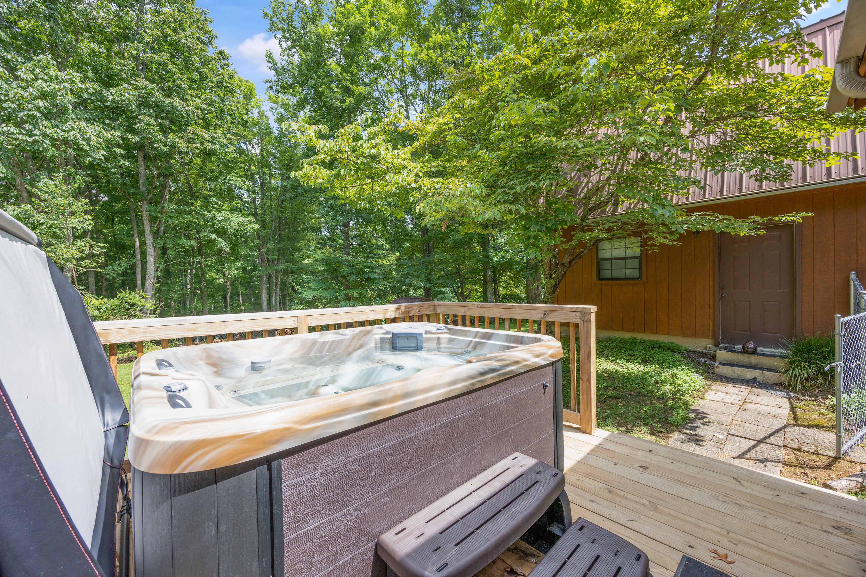 Cabin Hideaway, Sleep 6, Hot Tub & Near National Park β Sevierville, TN β vacation rental