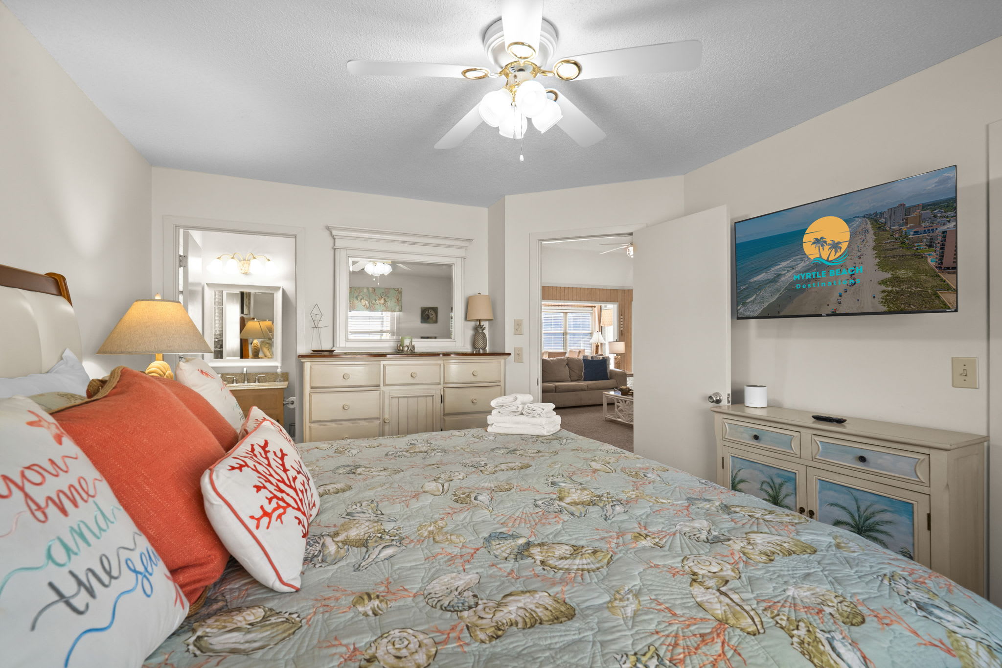 Guest Cottages 55G Short Walk to Ocean | Photo 14