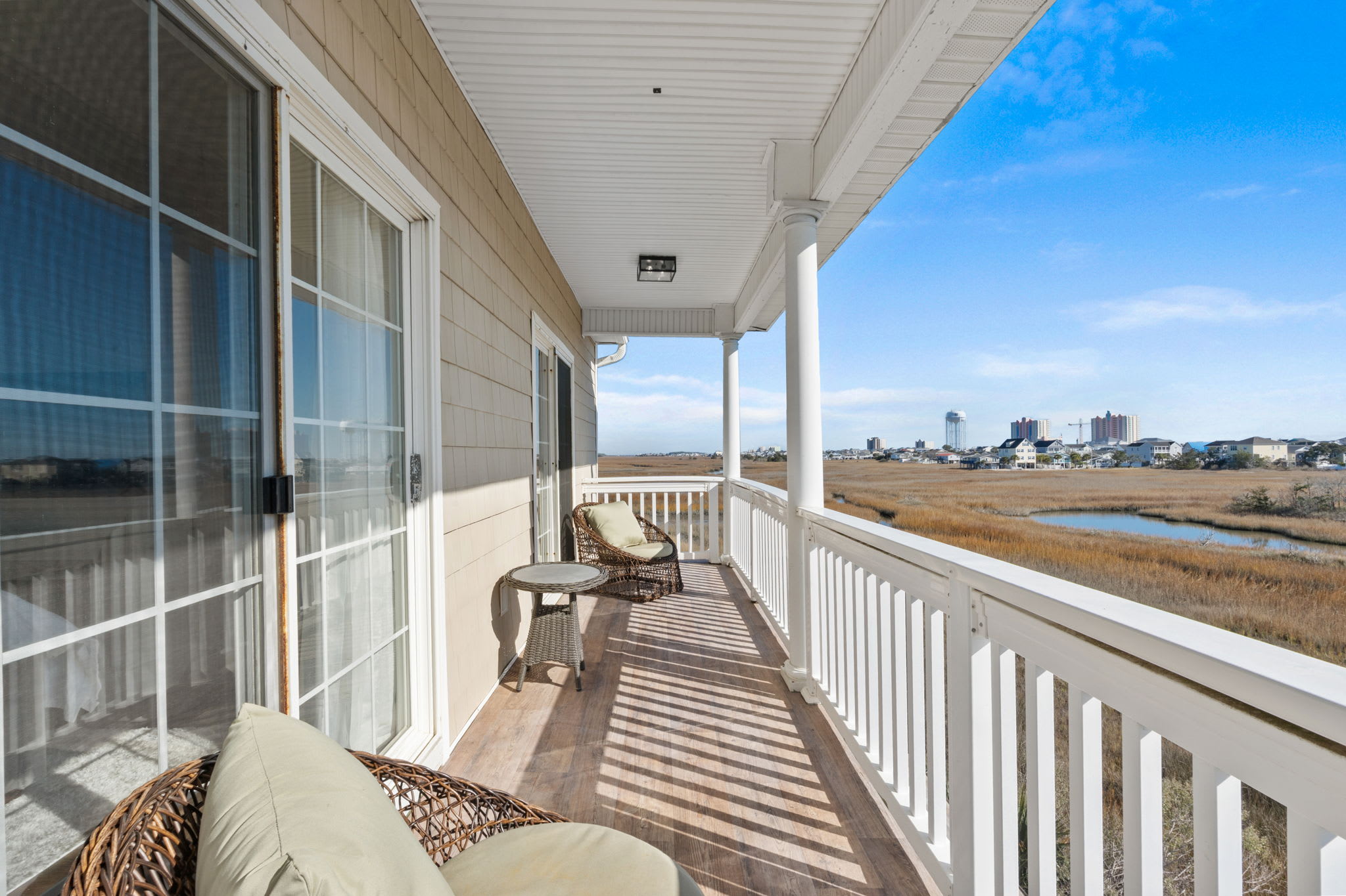 Balcony with plenty of seating
