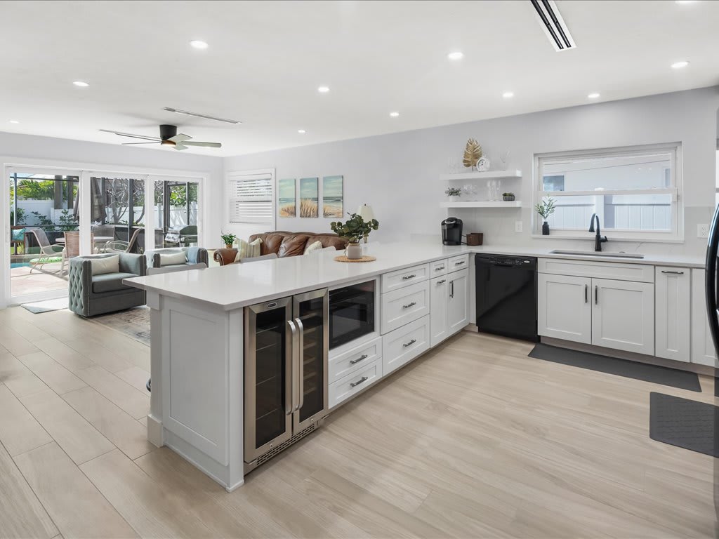 Walk to Beach Family Pool Home in Naples | Photo 10