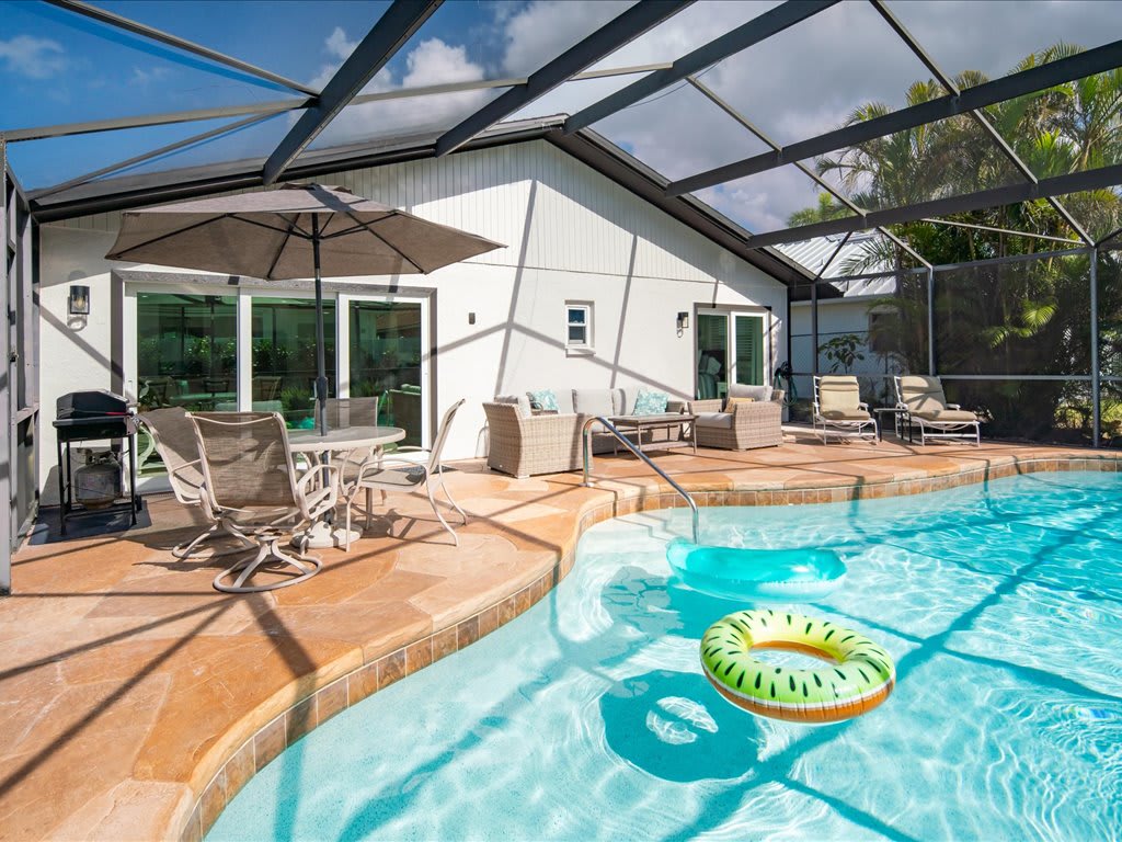 Walk to Beach Family Pool Home in Naples | Photo 27