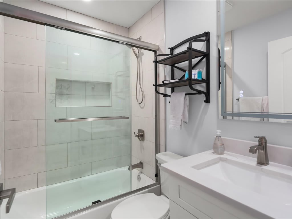 Walk to Beach Family Pool Home in Naples | Photo 20