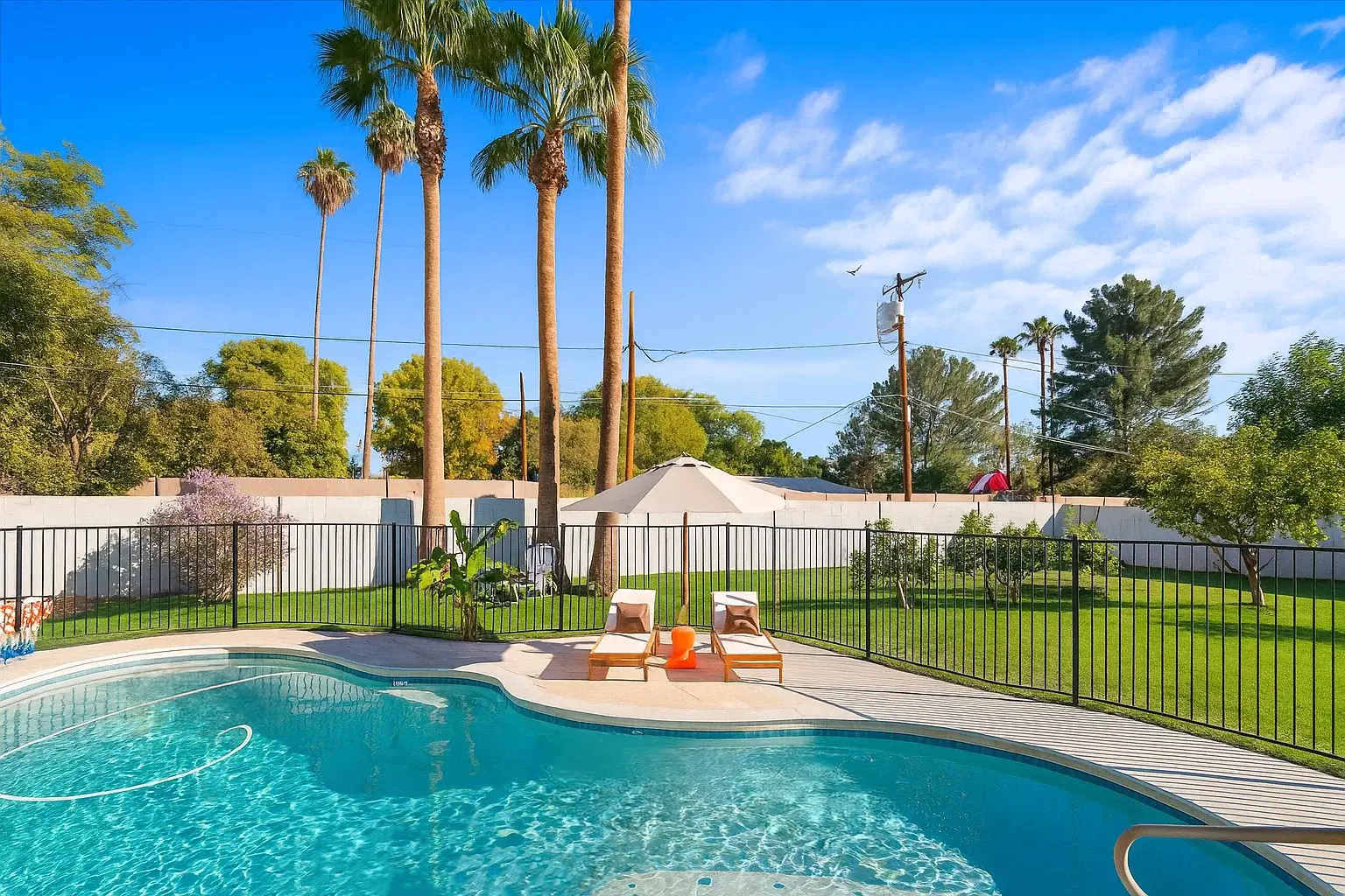 The Citrus House | Pool & Hot Tub Right in Arcadia 5