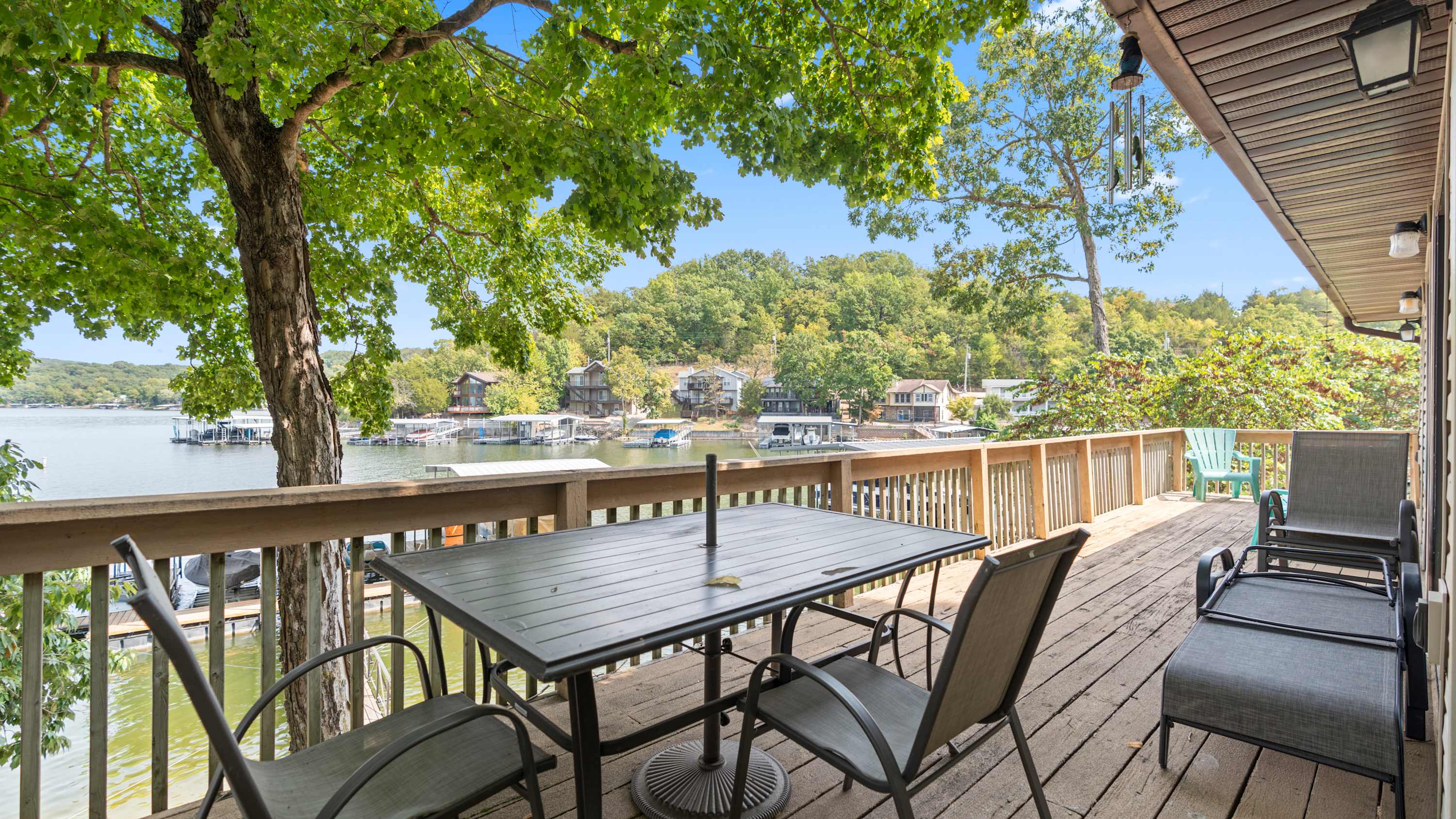 Honey Hole 3 Well Dock! 5