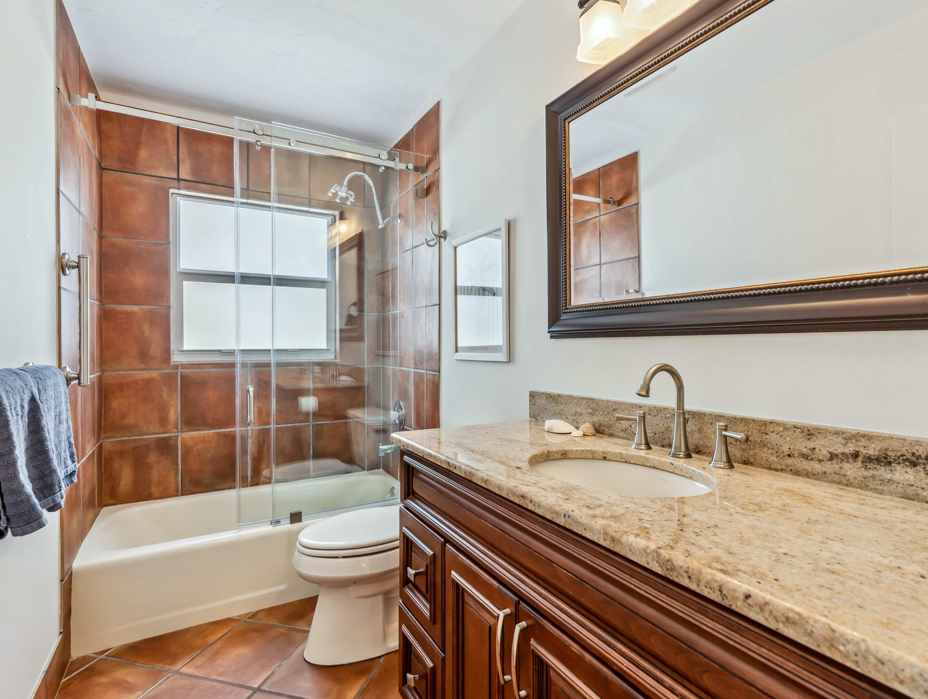 Pet Friendly Pool Spa Home with EV Charger | Photo 28