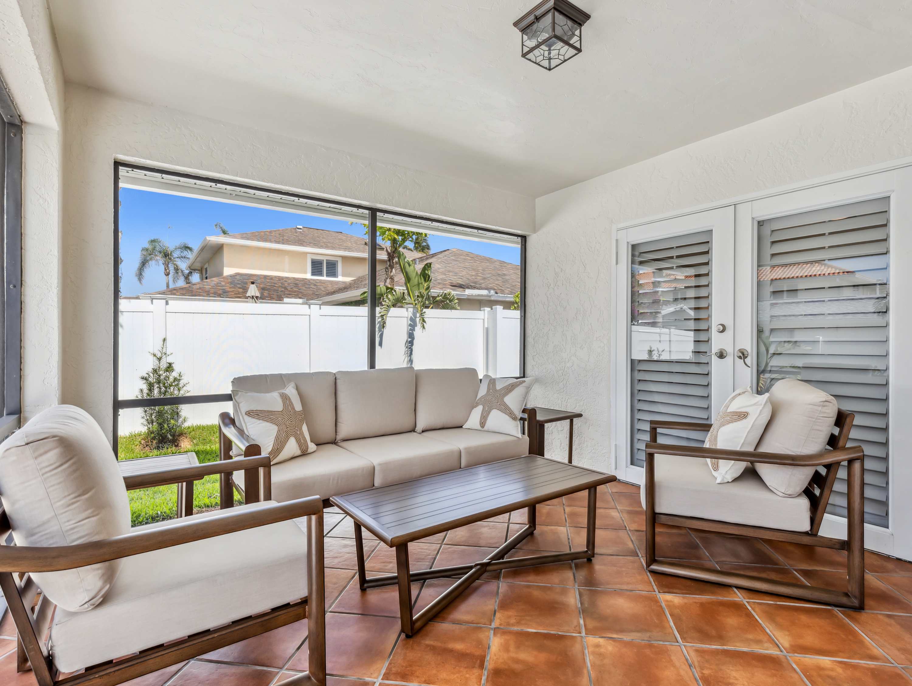 Pet Friendly Pool Spa Home with EV Charger | Photo 38